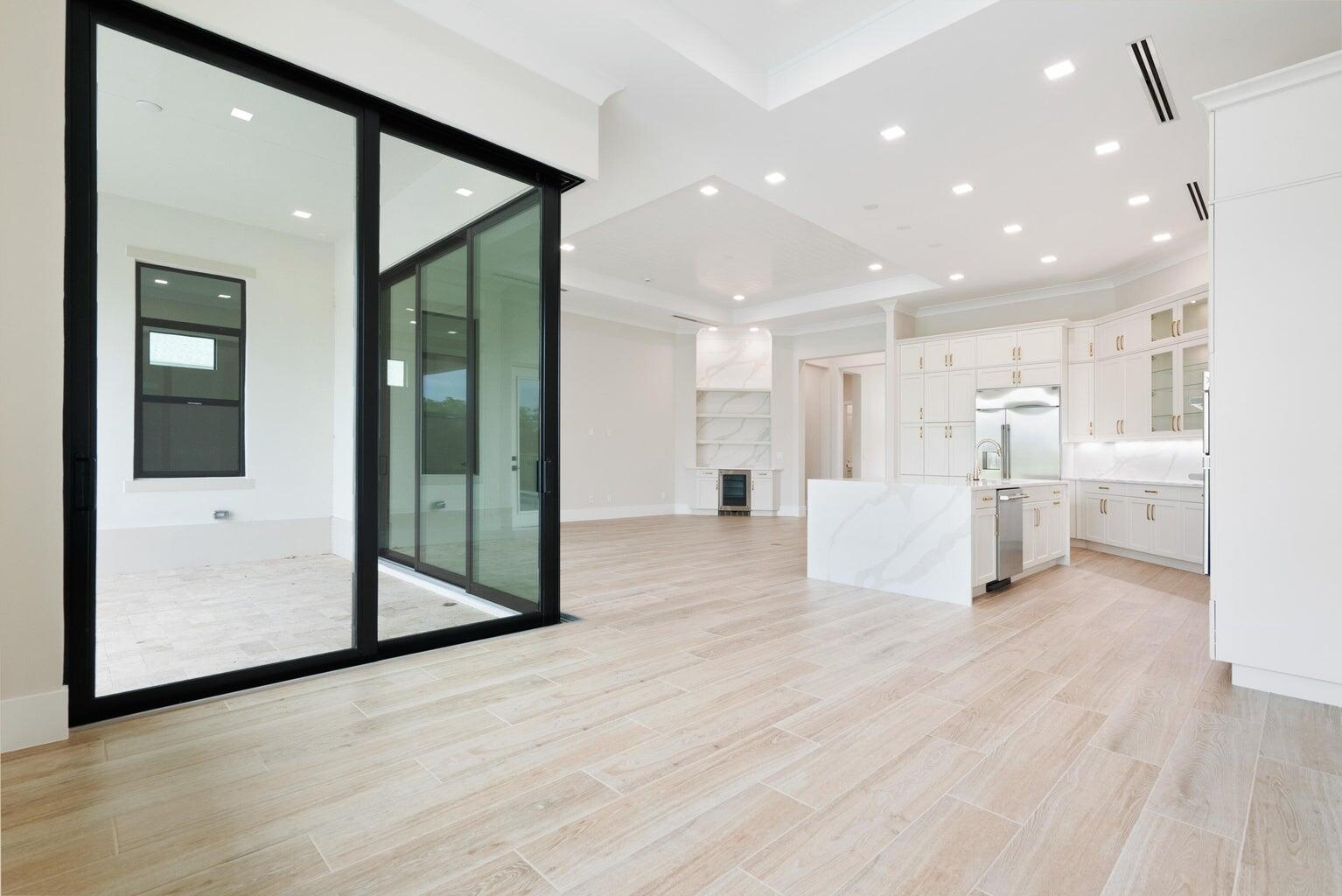 109 Se Via Verona Property Photo 11