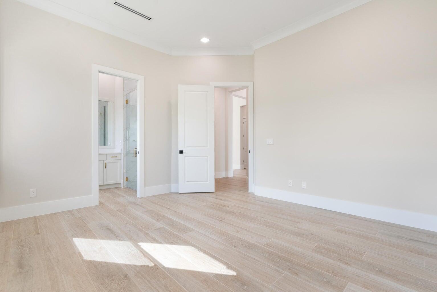 109 Se Via Verona Property Photo 32