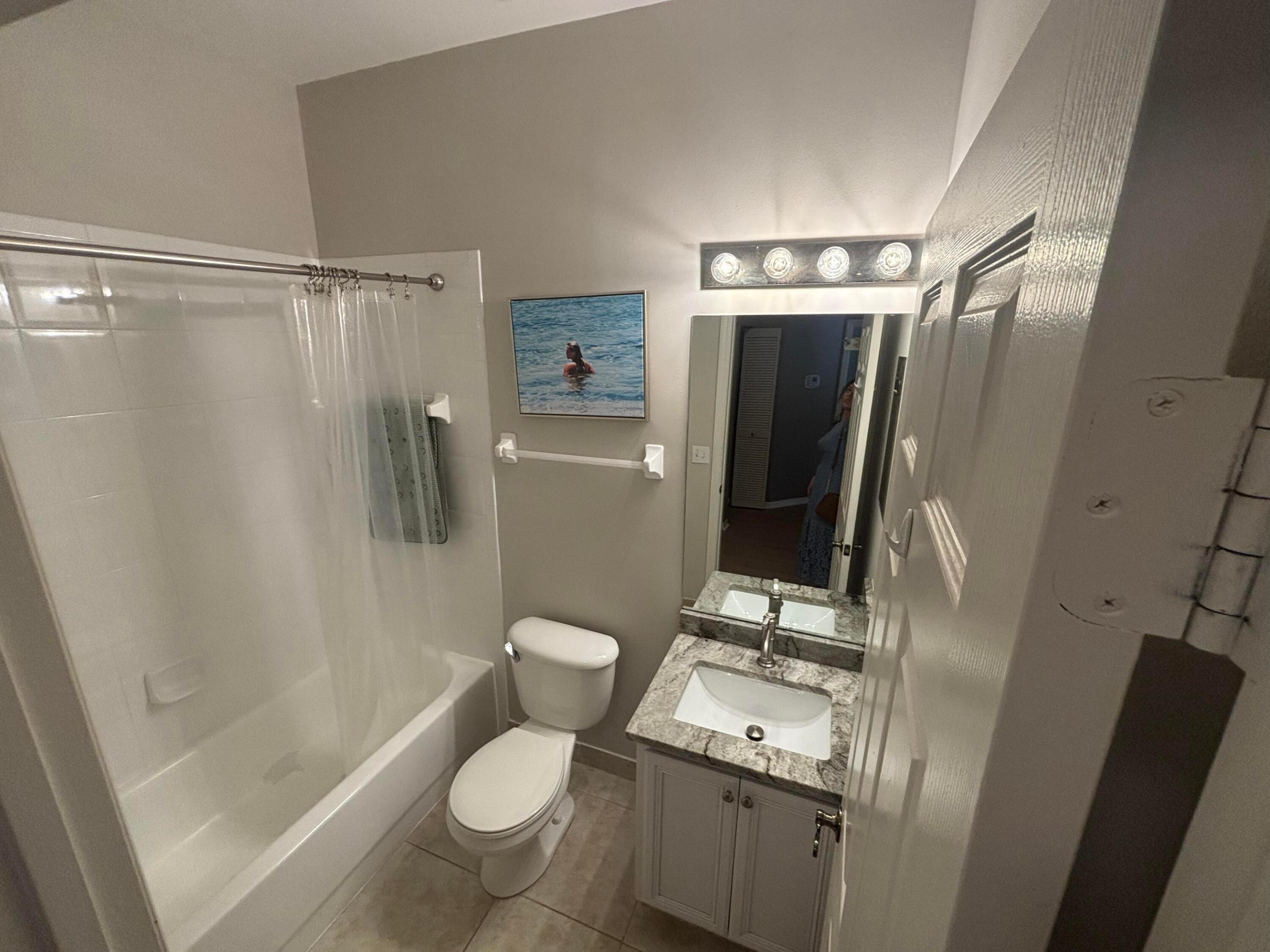 110 Lighthouse Circle H Property Photo 17