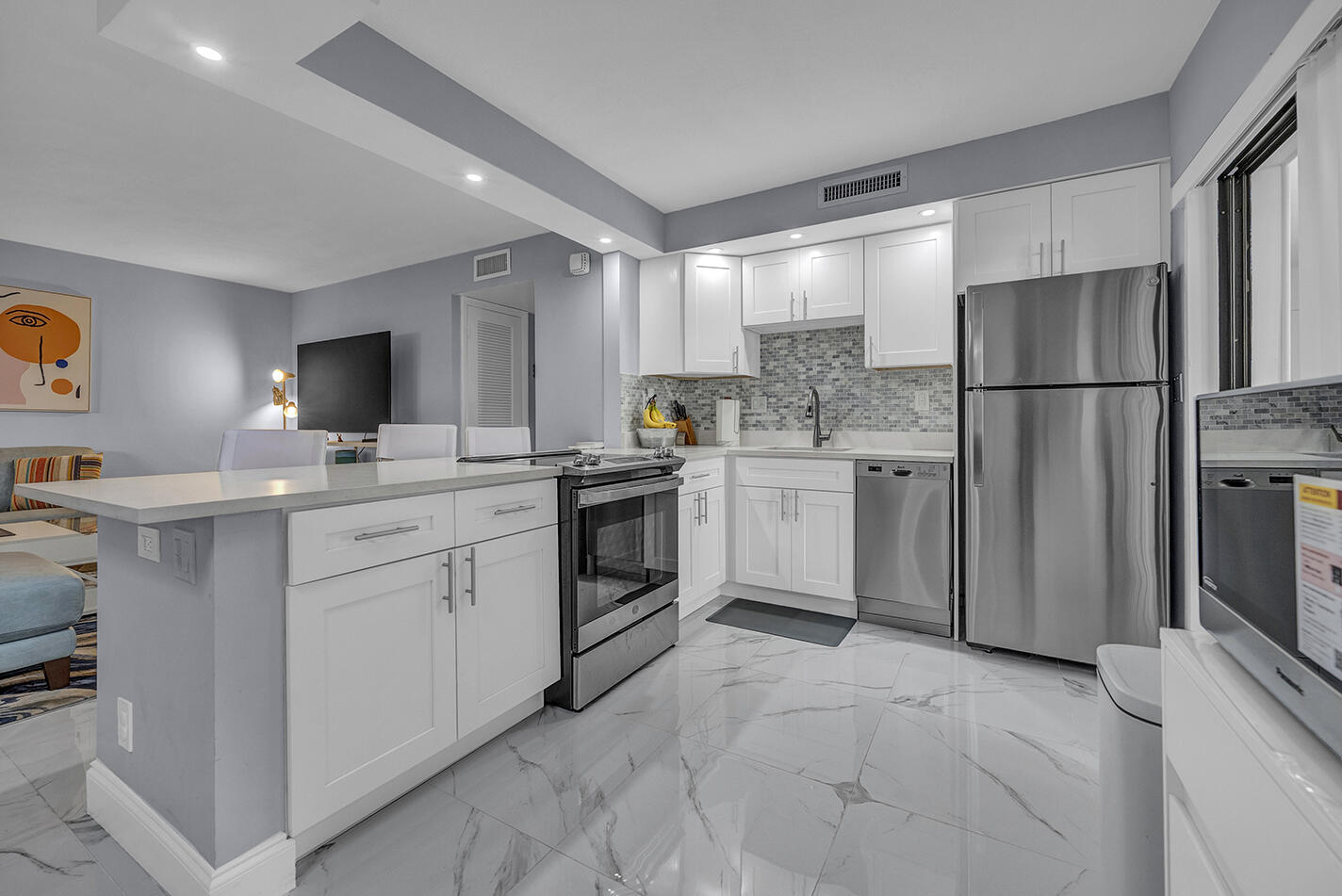 162 Capri D Property Photo 1