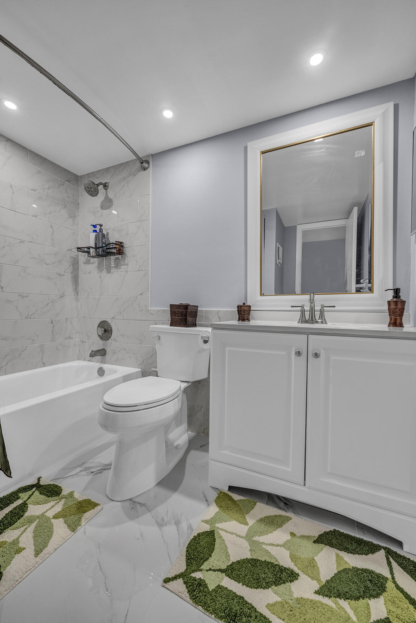162 Capri D Property Photo 12