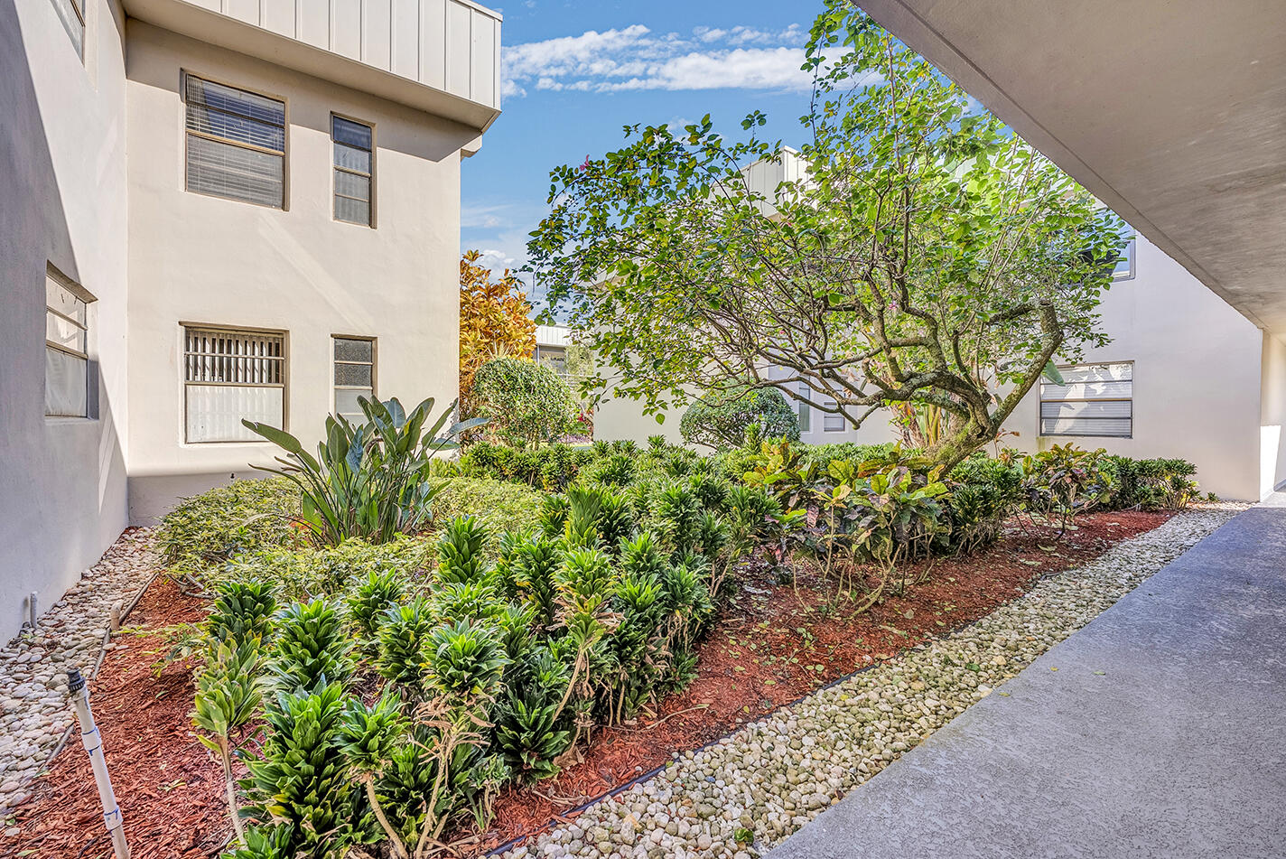 162 Capri D Property Photo 15