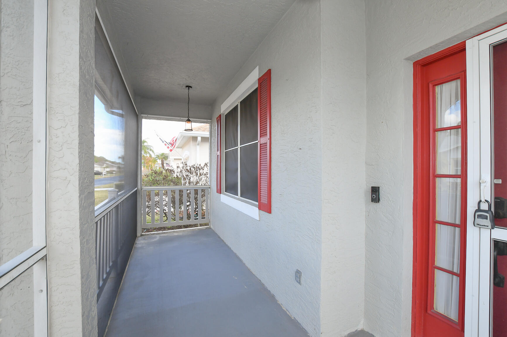 569 Nw Cortina Lane Property Photo 6