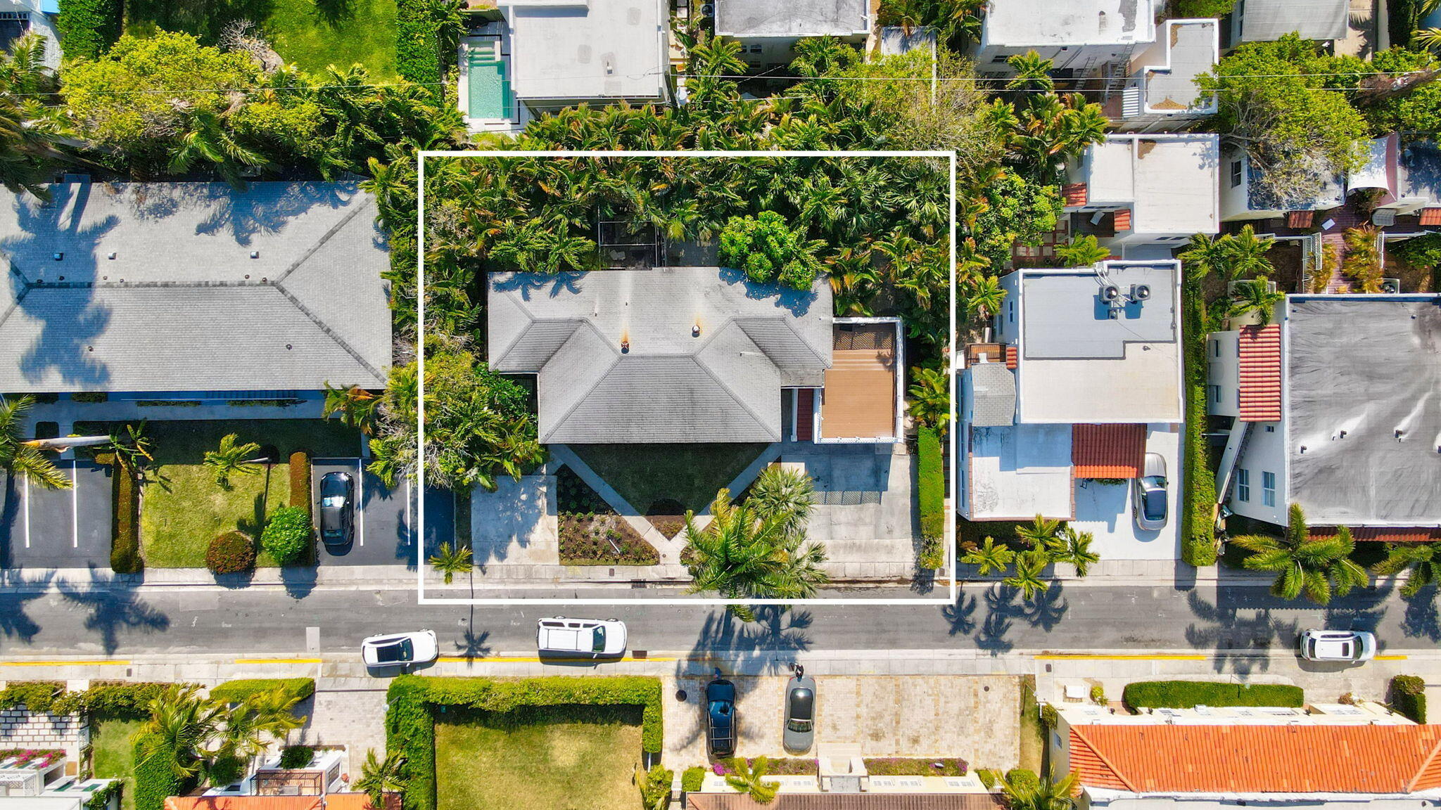 240 Oleander Avenue Property Photo 8