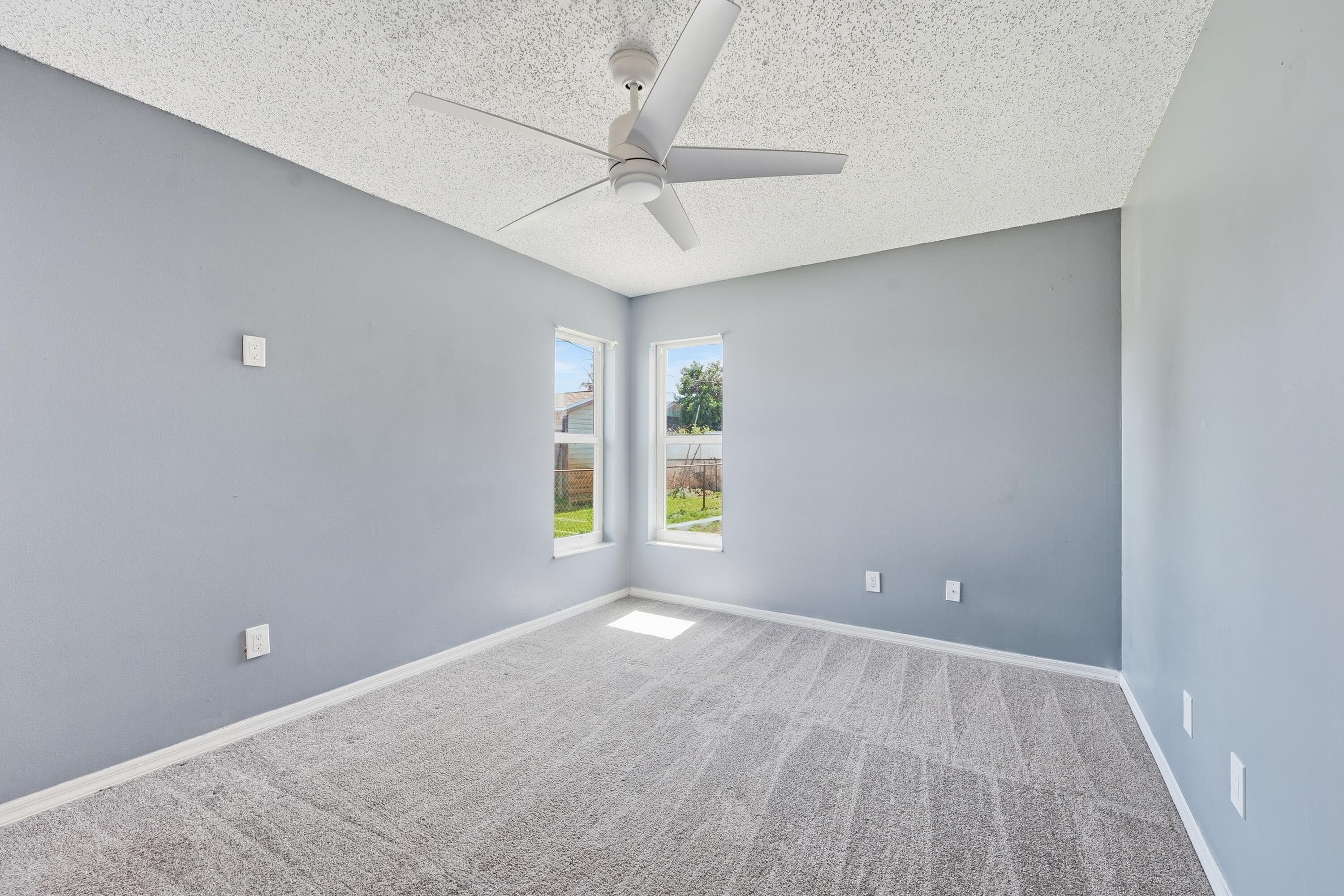 826 Se Quiescent Lane Property Photo 27