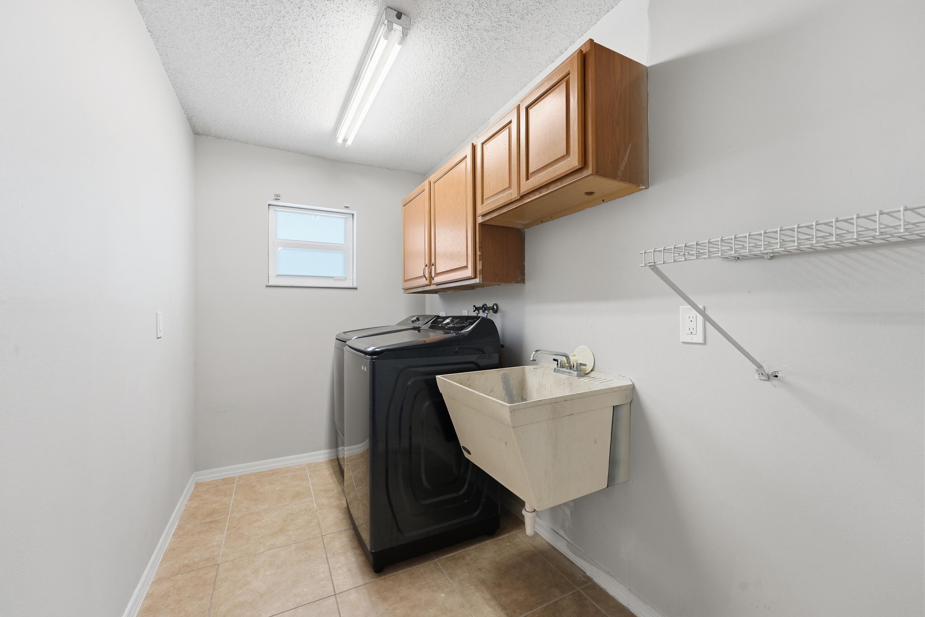 826 Se Quiescent Lane Property Photo 32