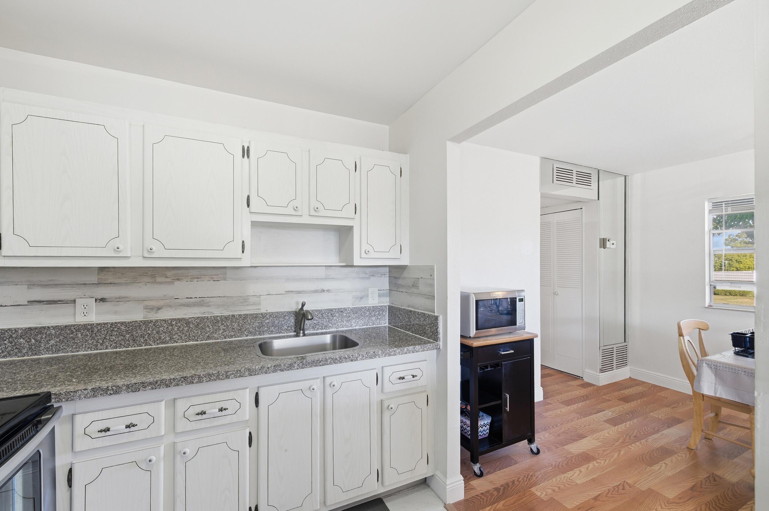 142 Monaco C Property Photo 11