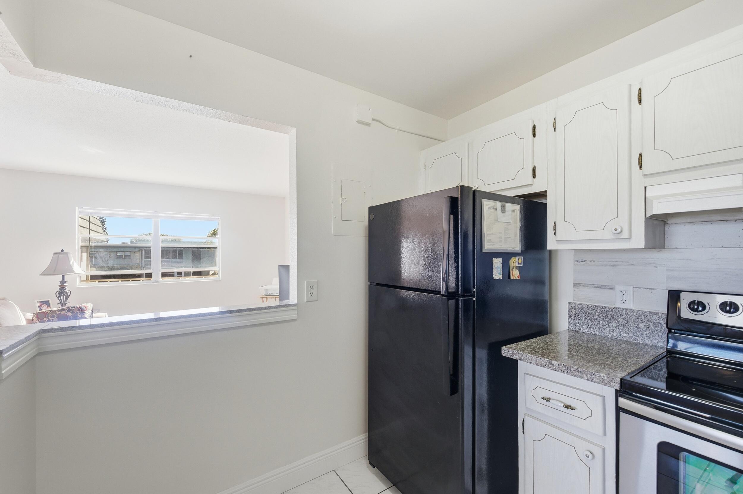 142 Monaco C Property Photo 12