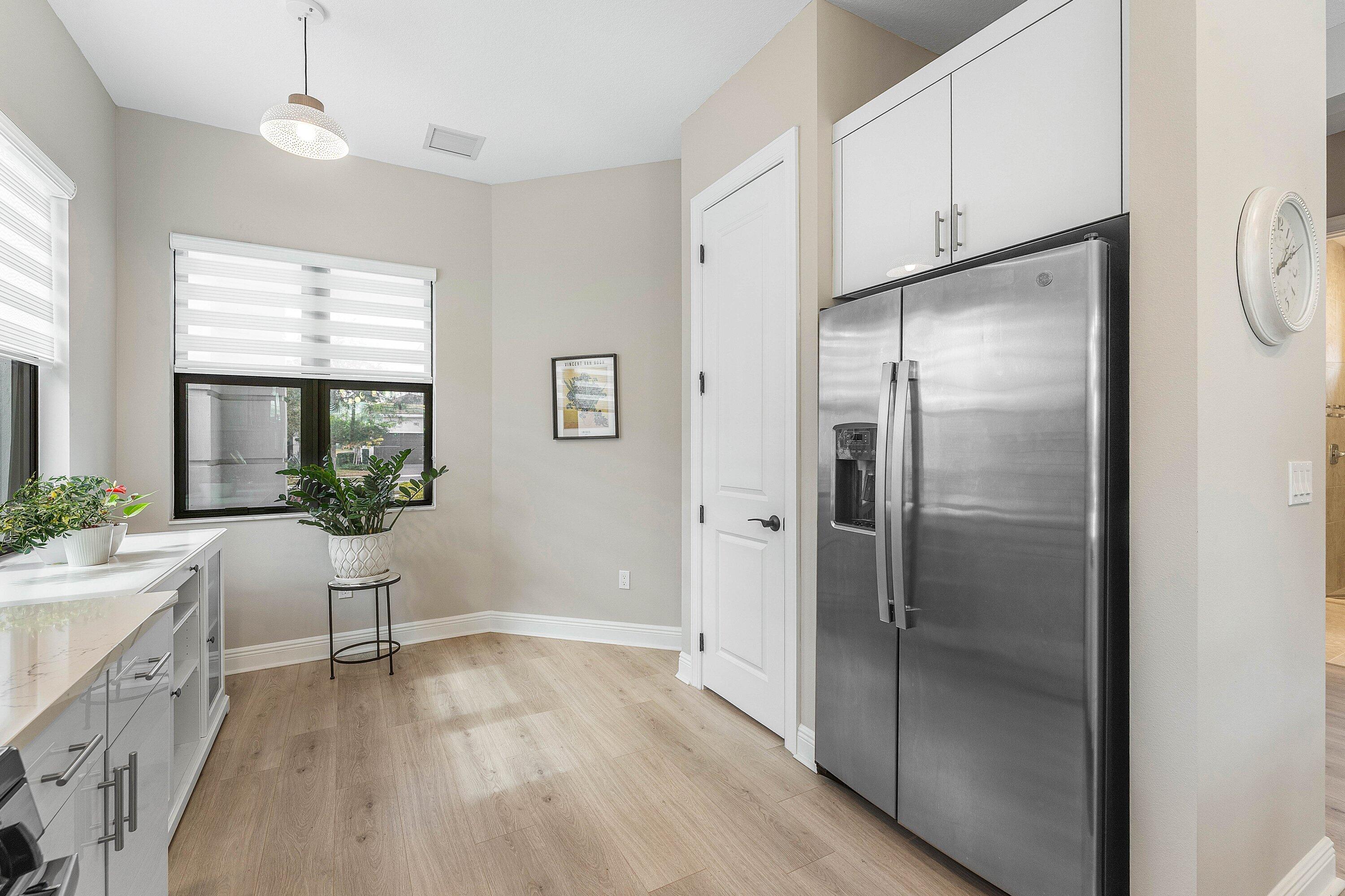 16047 Key Biscayne Lane Property Photo 7