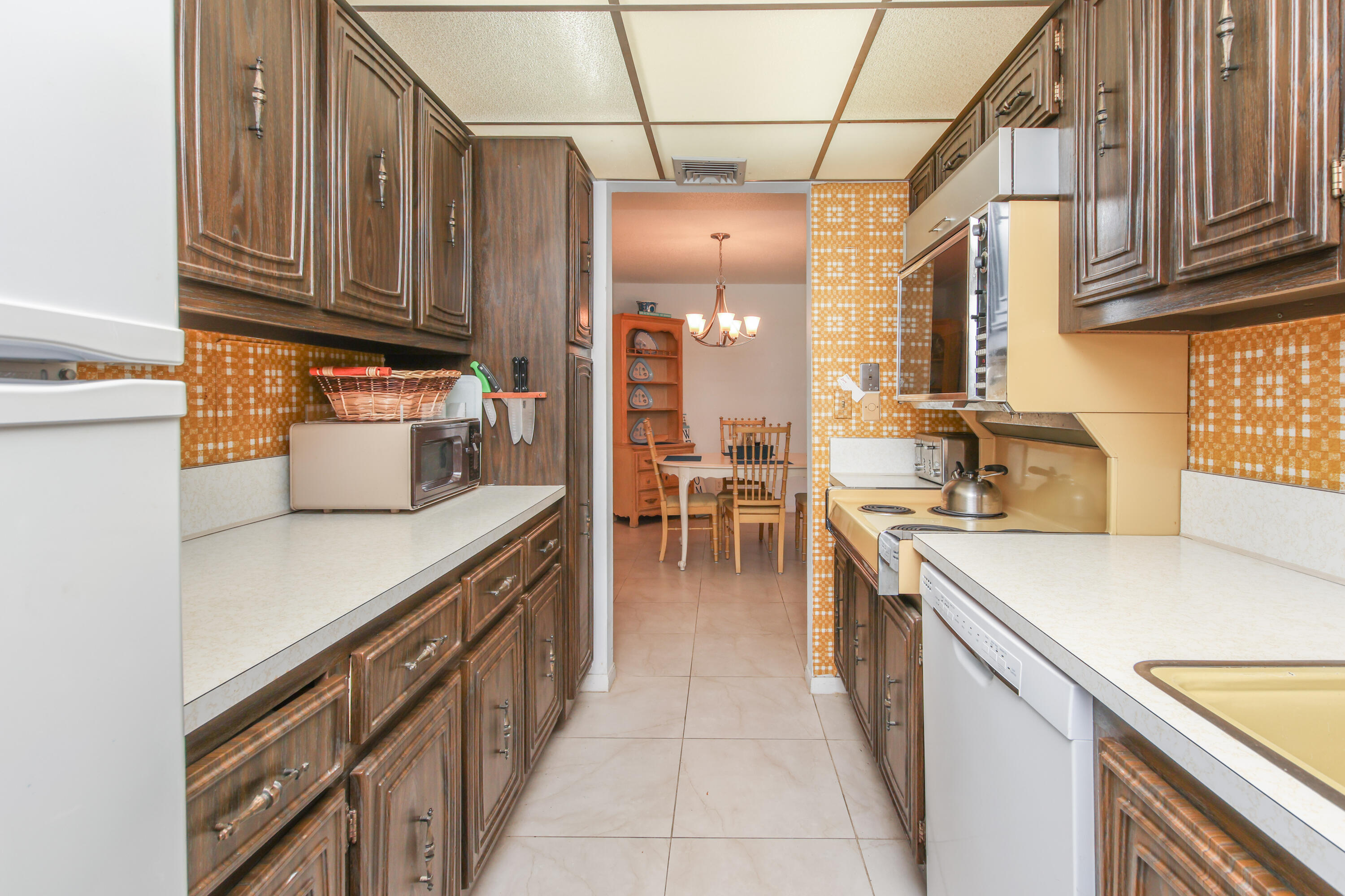 370 High Point Boulevard C Property Photo 12