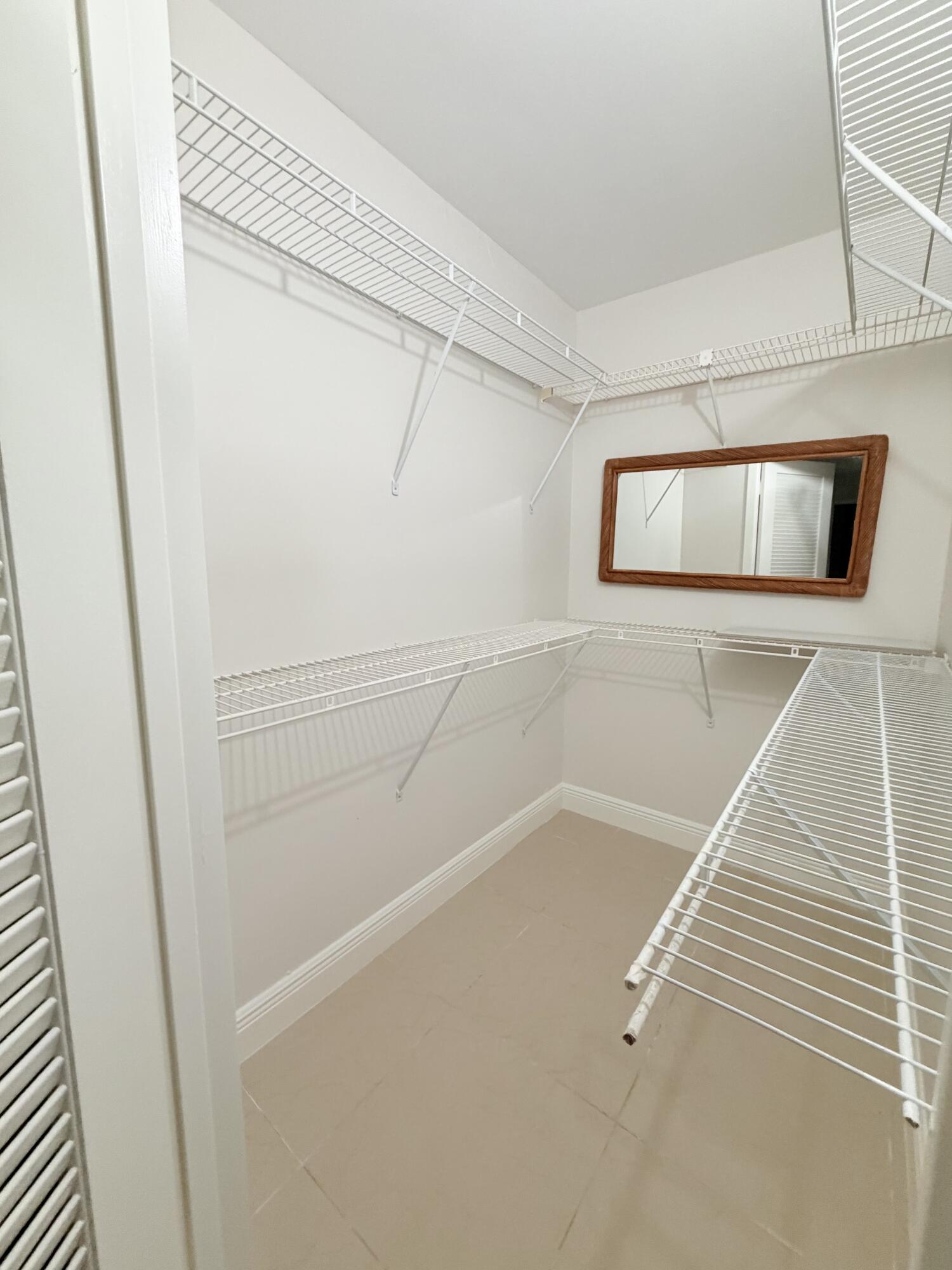 1004 Newcastle A Property Photo 14