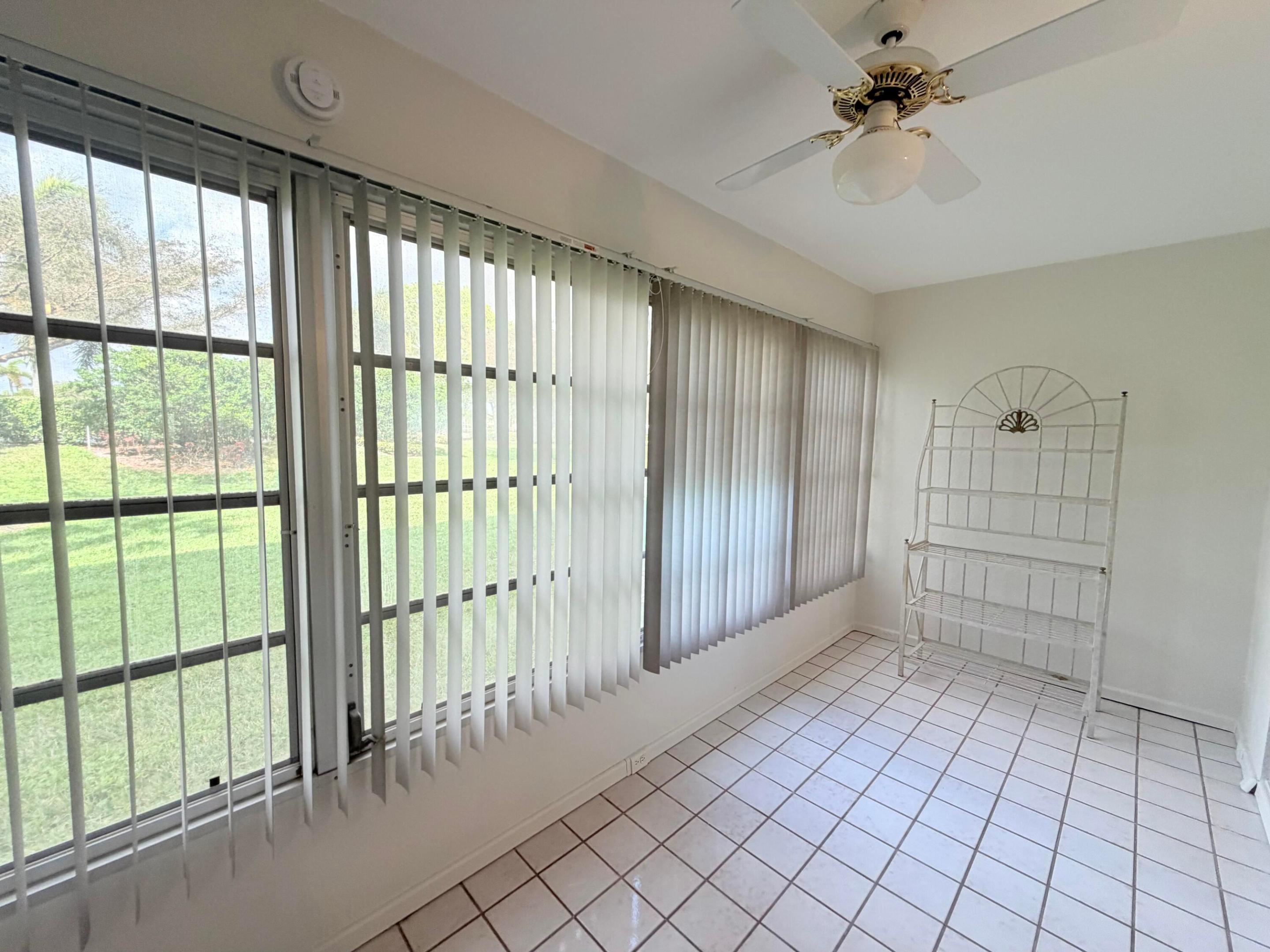 1004 Newcastle A Property Photo 23