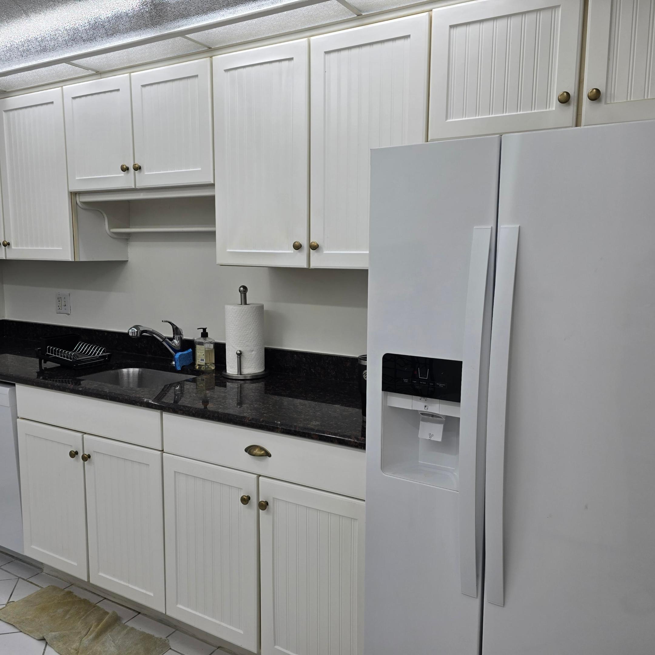3450 S Ocean Boulevard 812 Property Photo 10