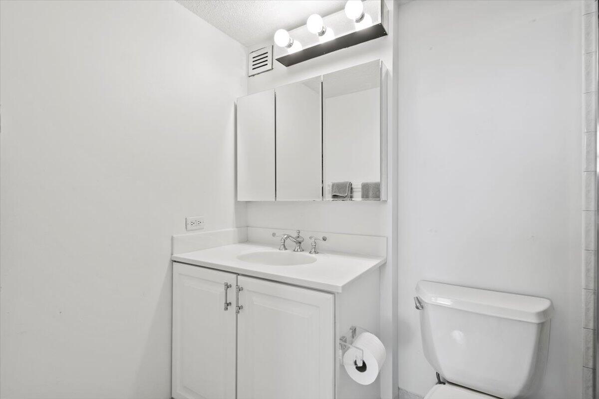 3450 S Ocean Boulevard 812 Property Photo 15
