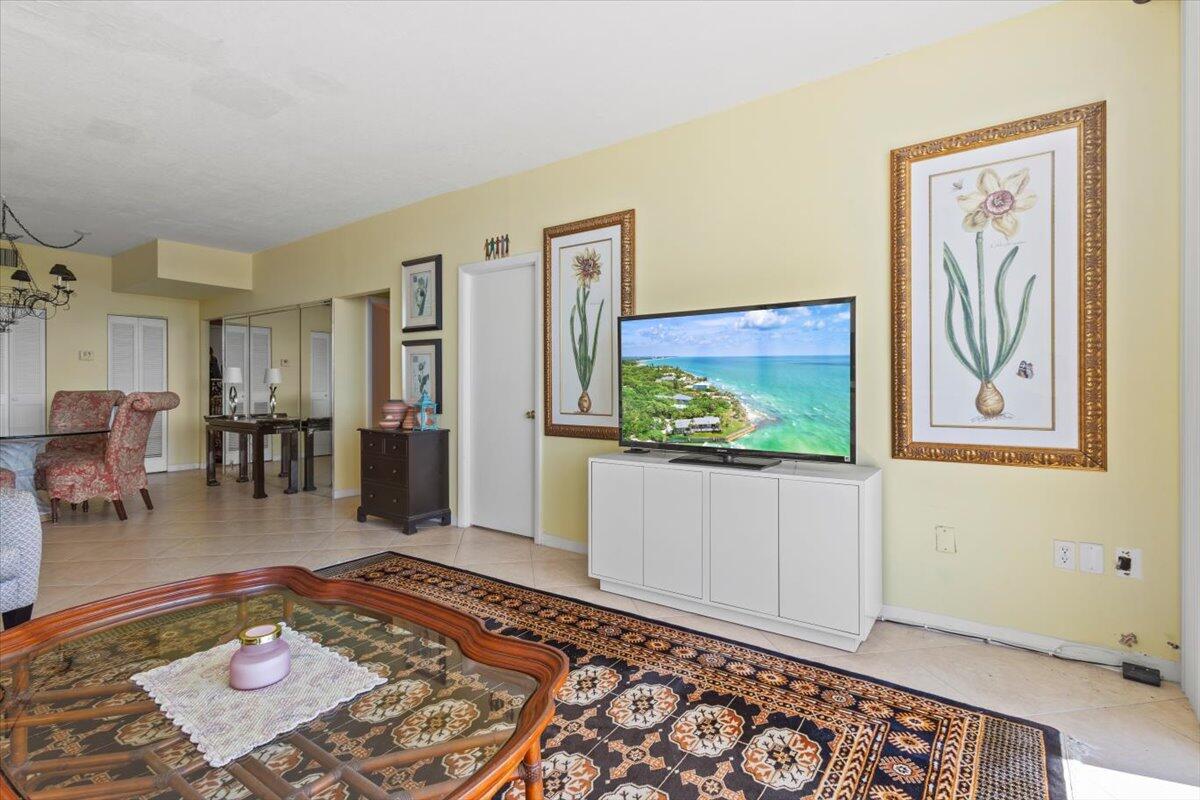 3450 S Ocean Boulevard 812 Property Photo 22