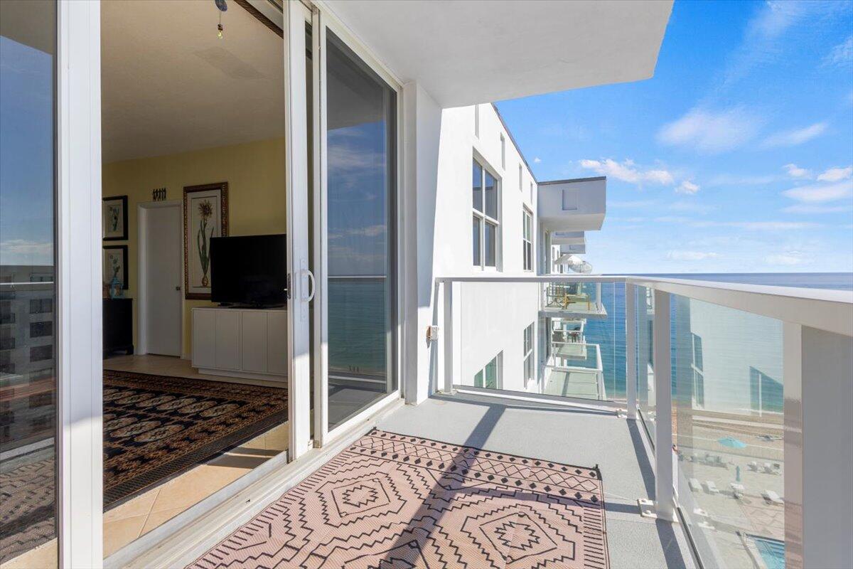 3450 S Ocean Boulevard 812 Property Photo 23