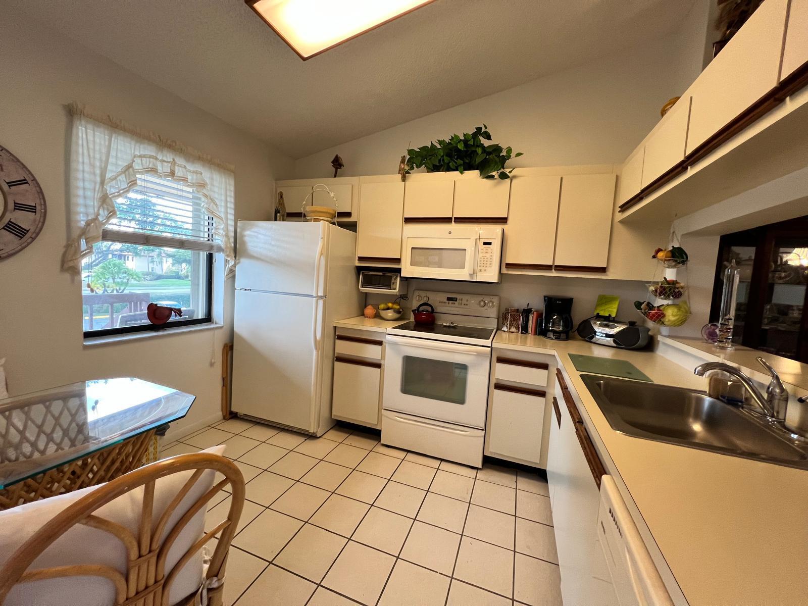 4682 Lucerne Lakes Boulevard 206 Property Photo 6