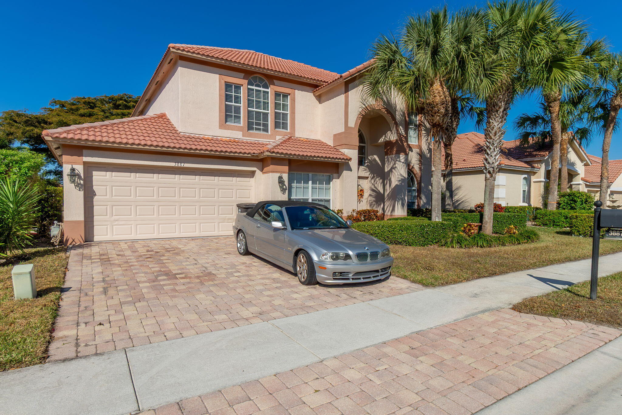 3887 Hamilton Key Property Photo 1