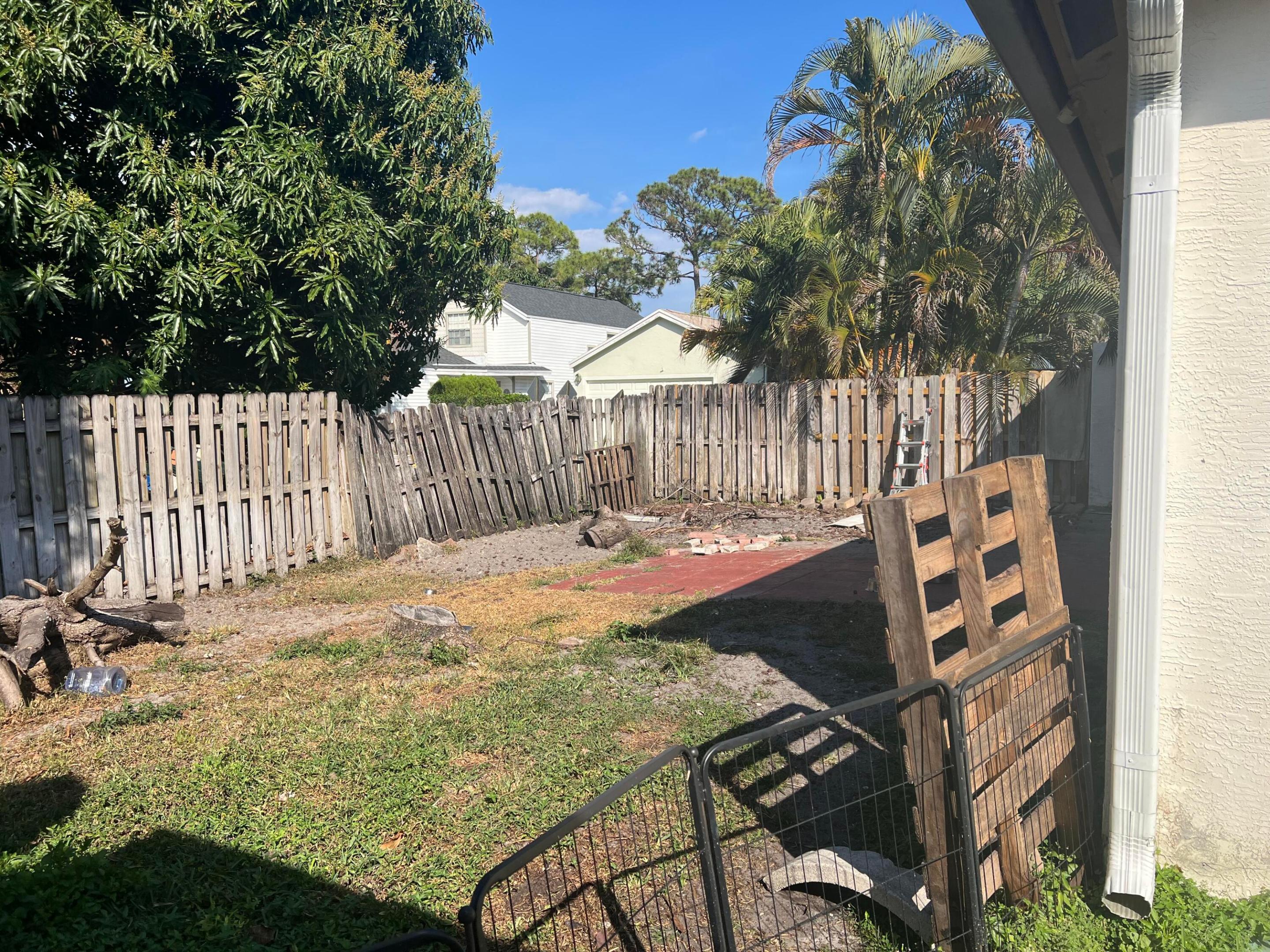 5973 Azalea Circle Property Photo 2