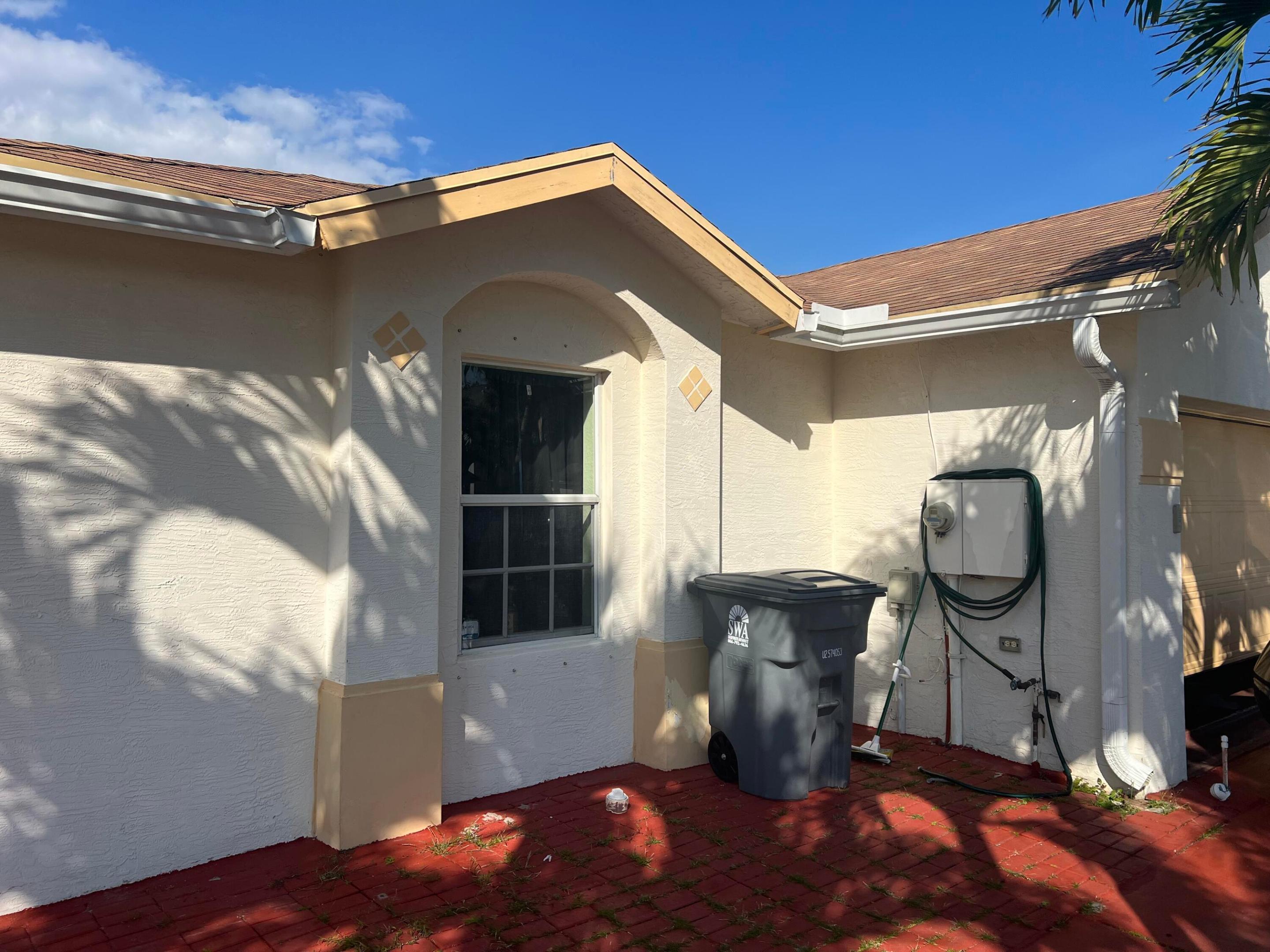 5973 Azalea Circle Property Photo 3