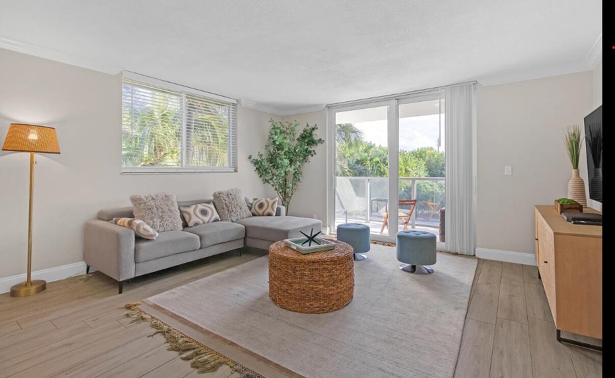 601 N Ocean Boulevard Property Photo 5