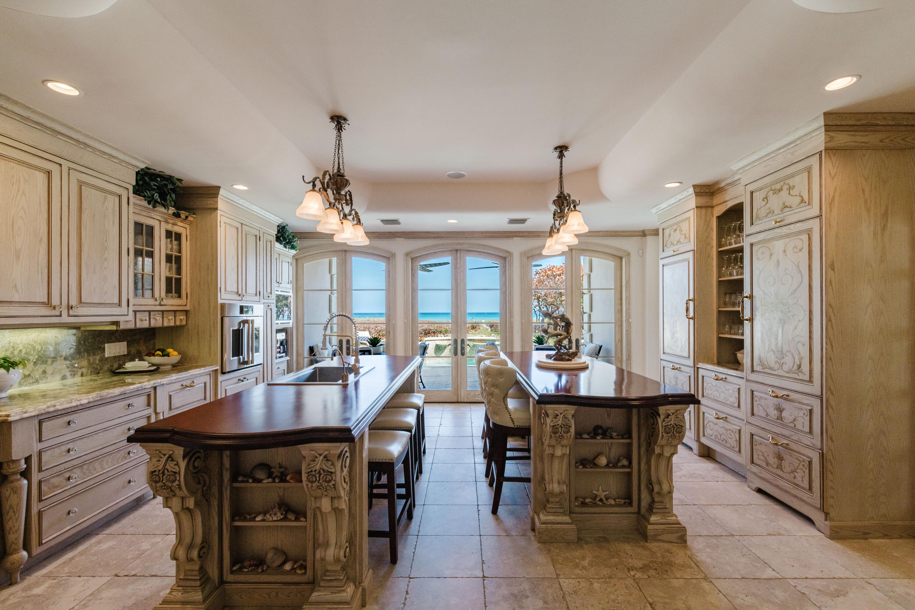19 N Beach Road Property Photo 14