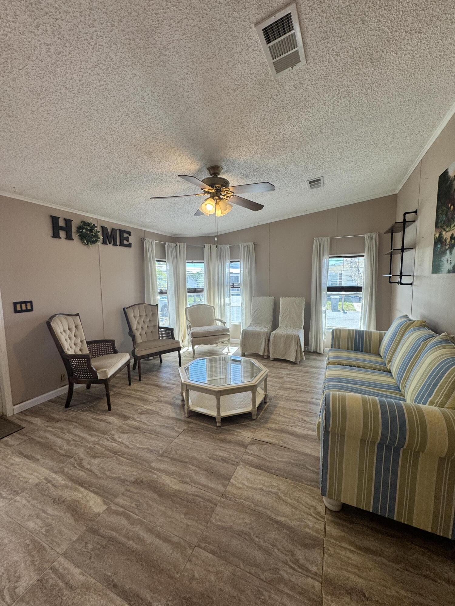 15094 Agulia Avenue Property Photo 22