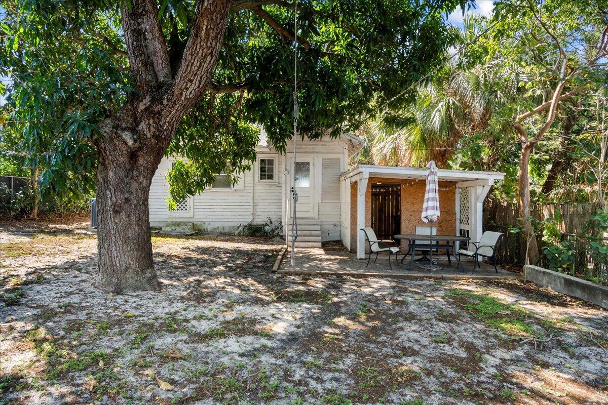 815 Omar Road Property Photo 23