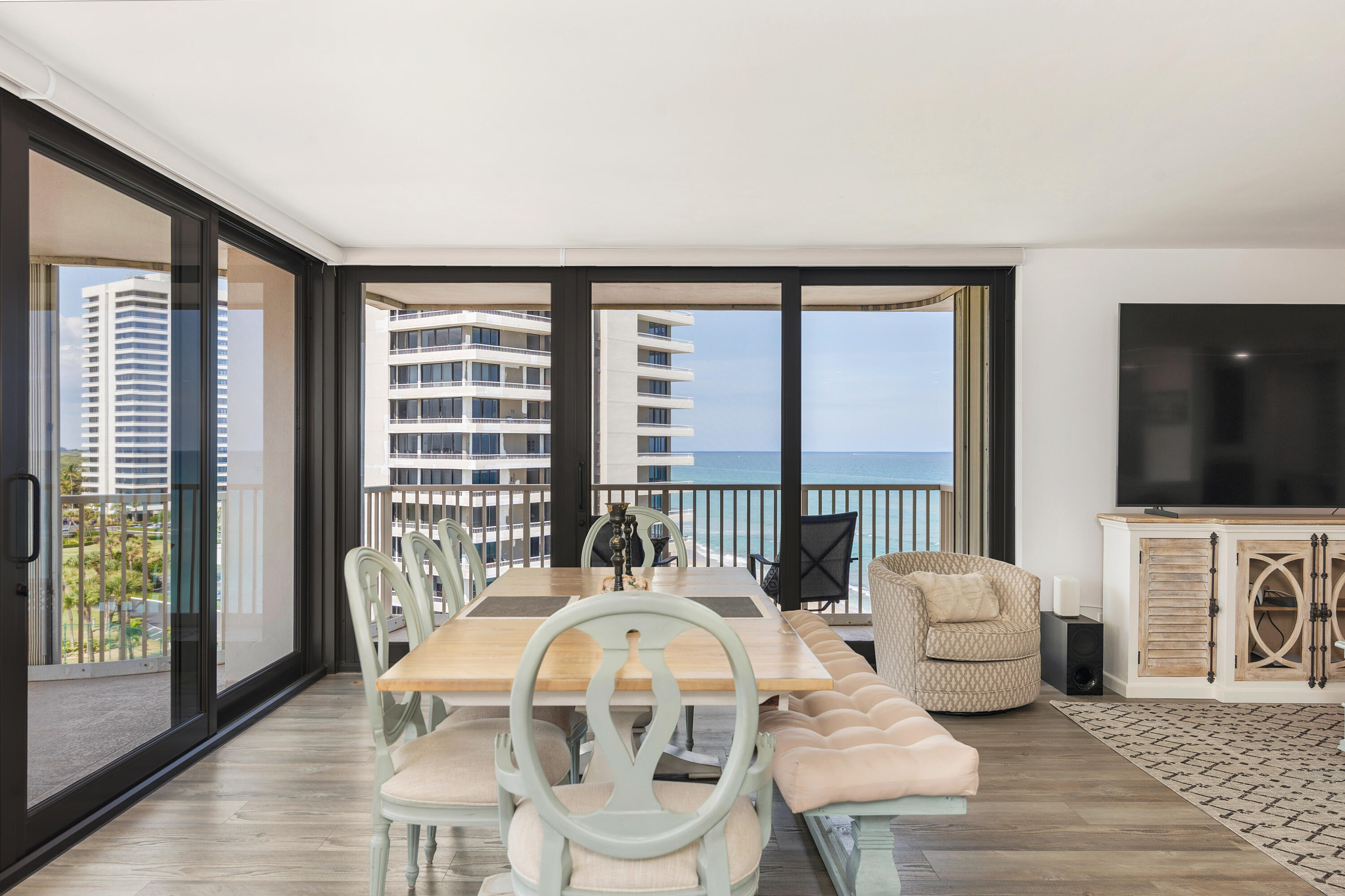 5480 N Ocean Drive A6d Property Photo 8