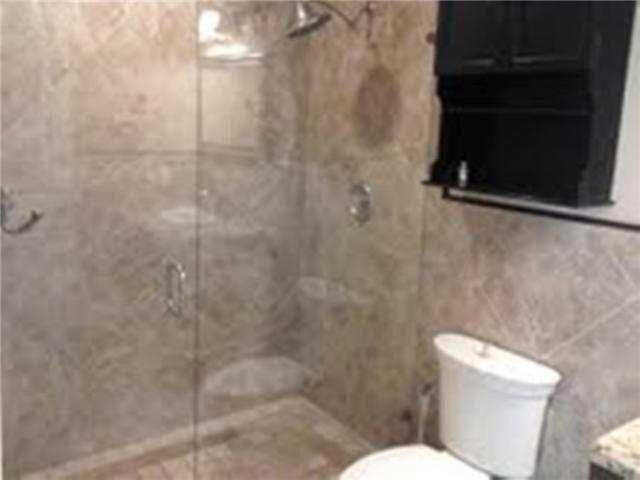 619 37th Street Property Photo 4