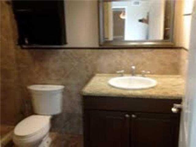 619 37th Street Property Photo 5