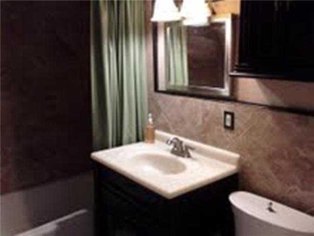 619 37th Street Property Photo 7