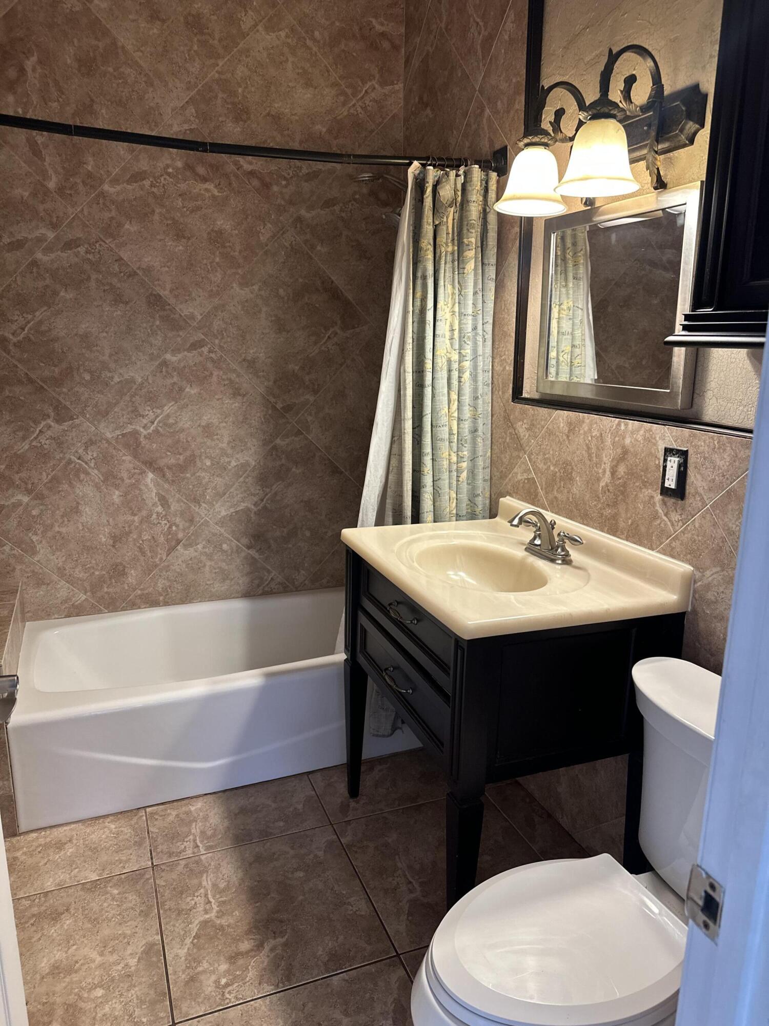 619 37th Street Property Photo 15