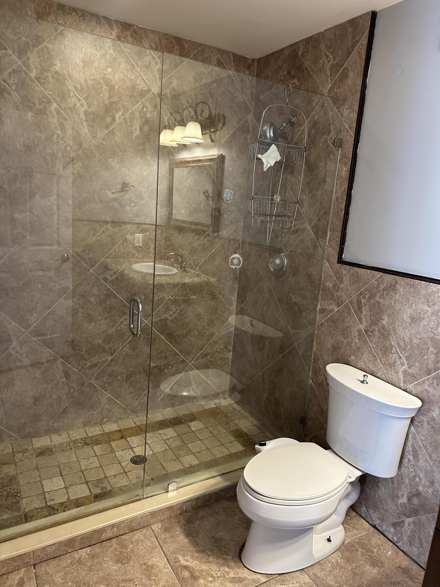 619 37th Street Property Photo 18