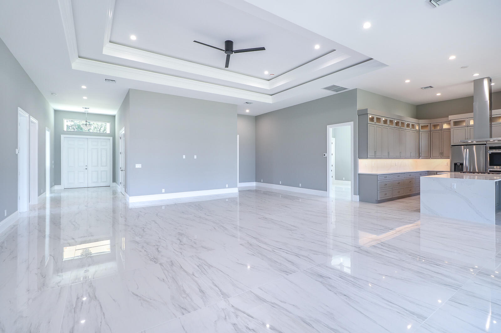 7595 155th Place N Property Photo 8