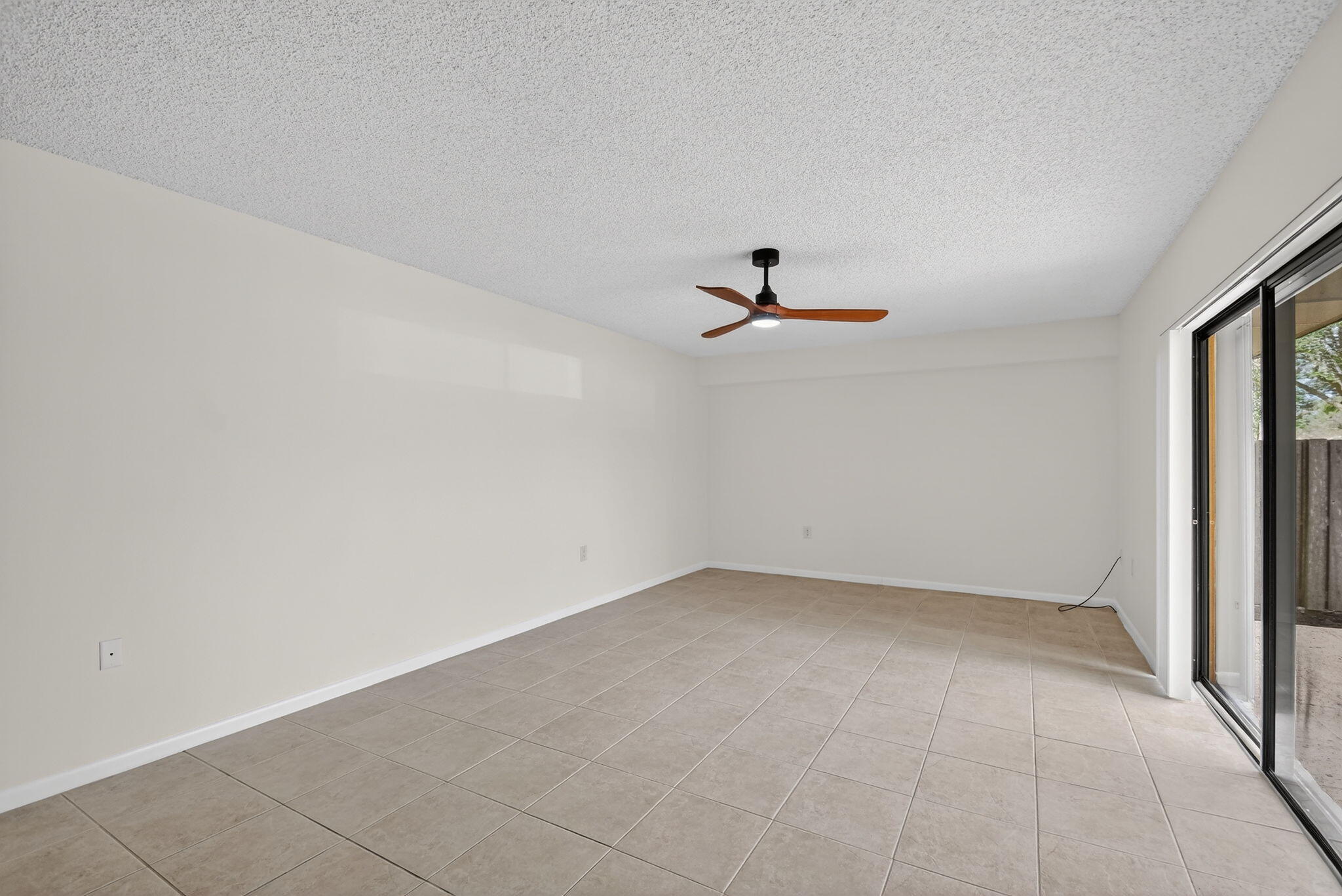 4210 42nd Way Property Photo 9
