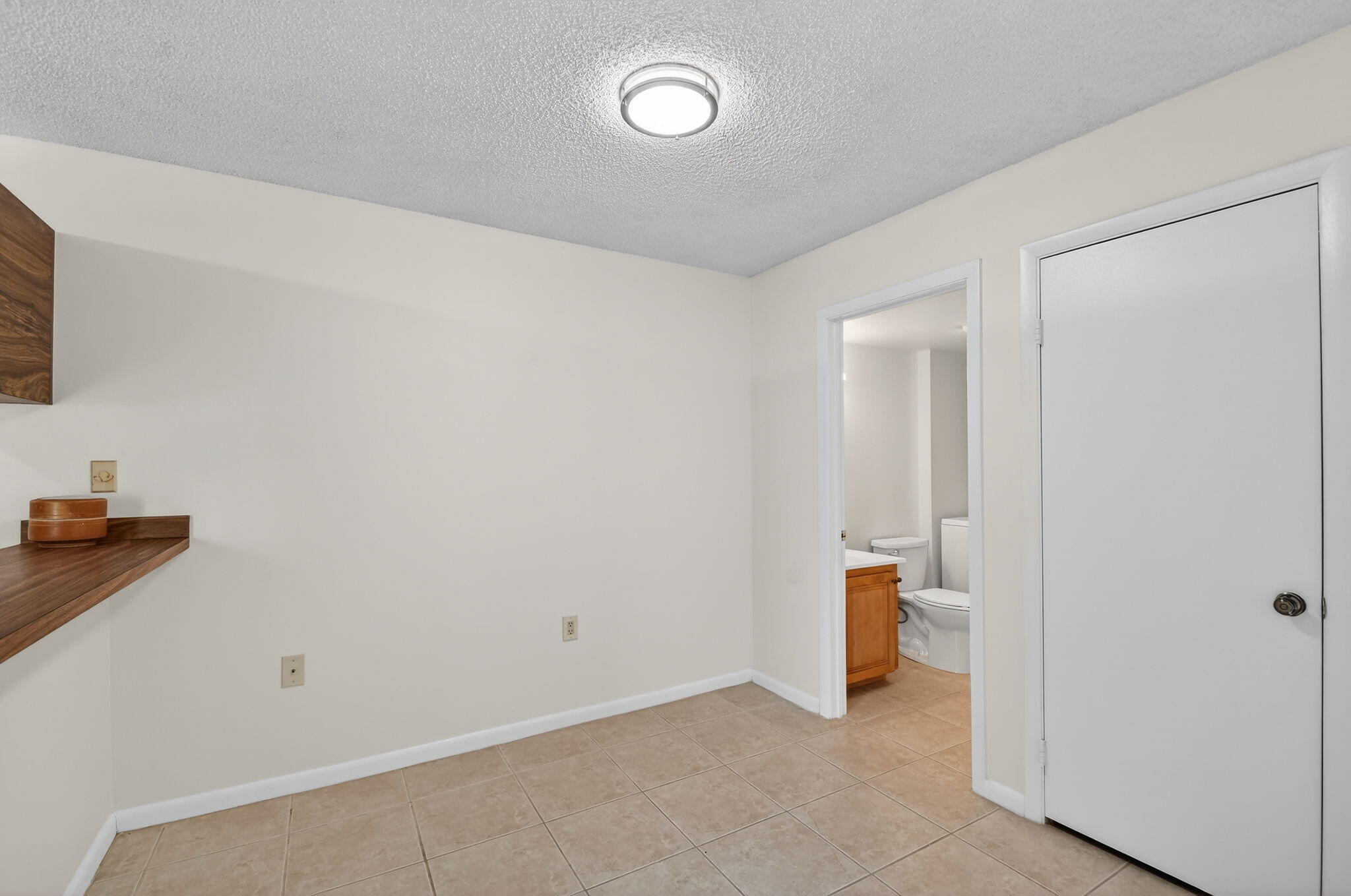 4210 42nd Way Property Photo 13