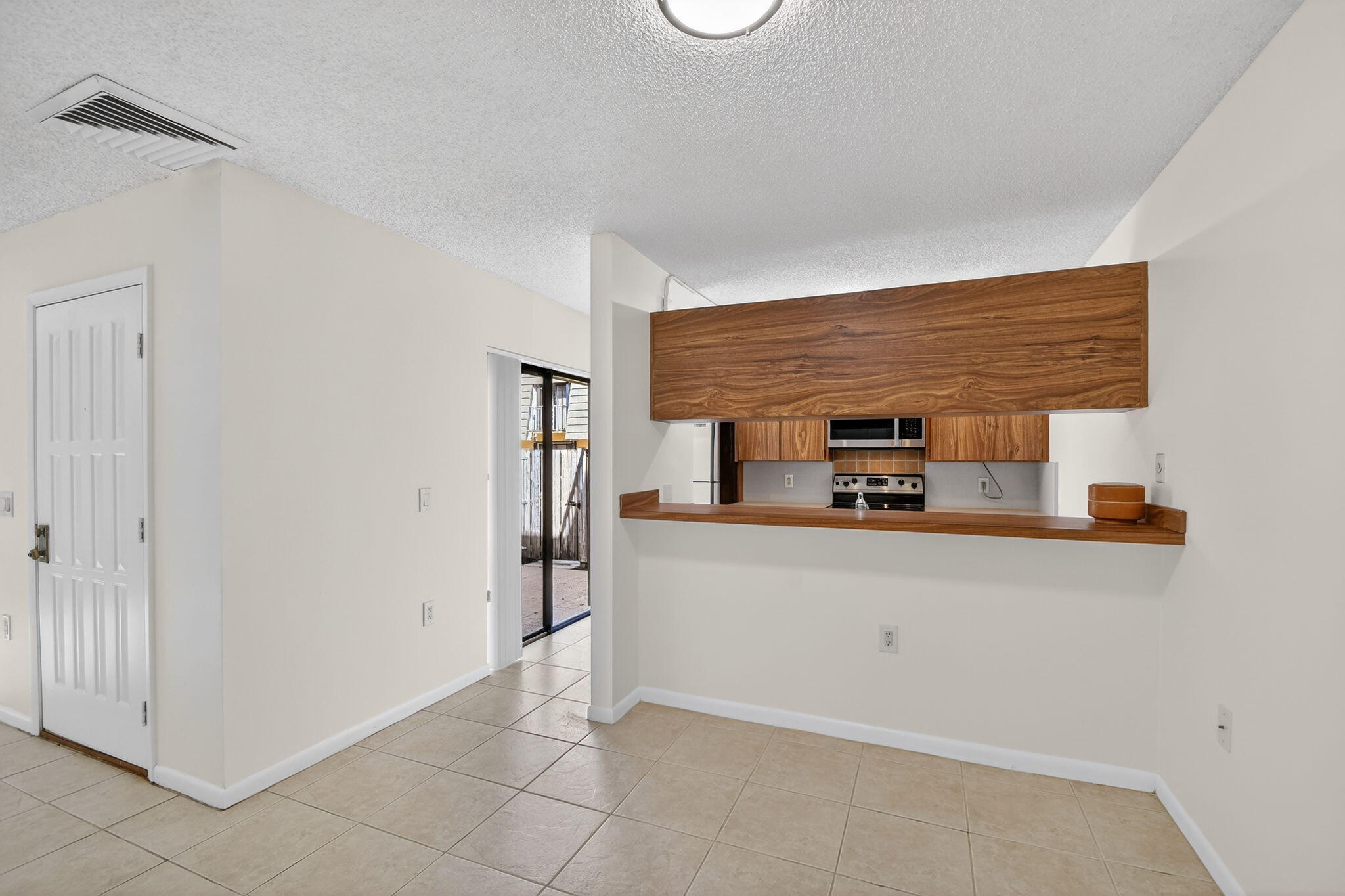 4210 42nd Way Property Photo 14
