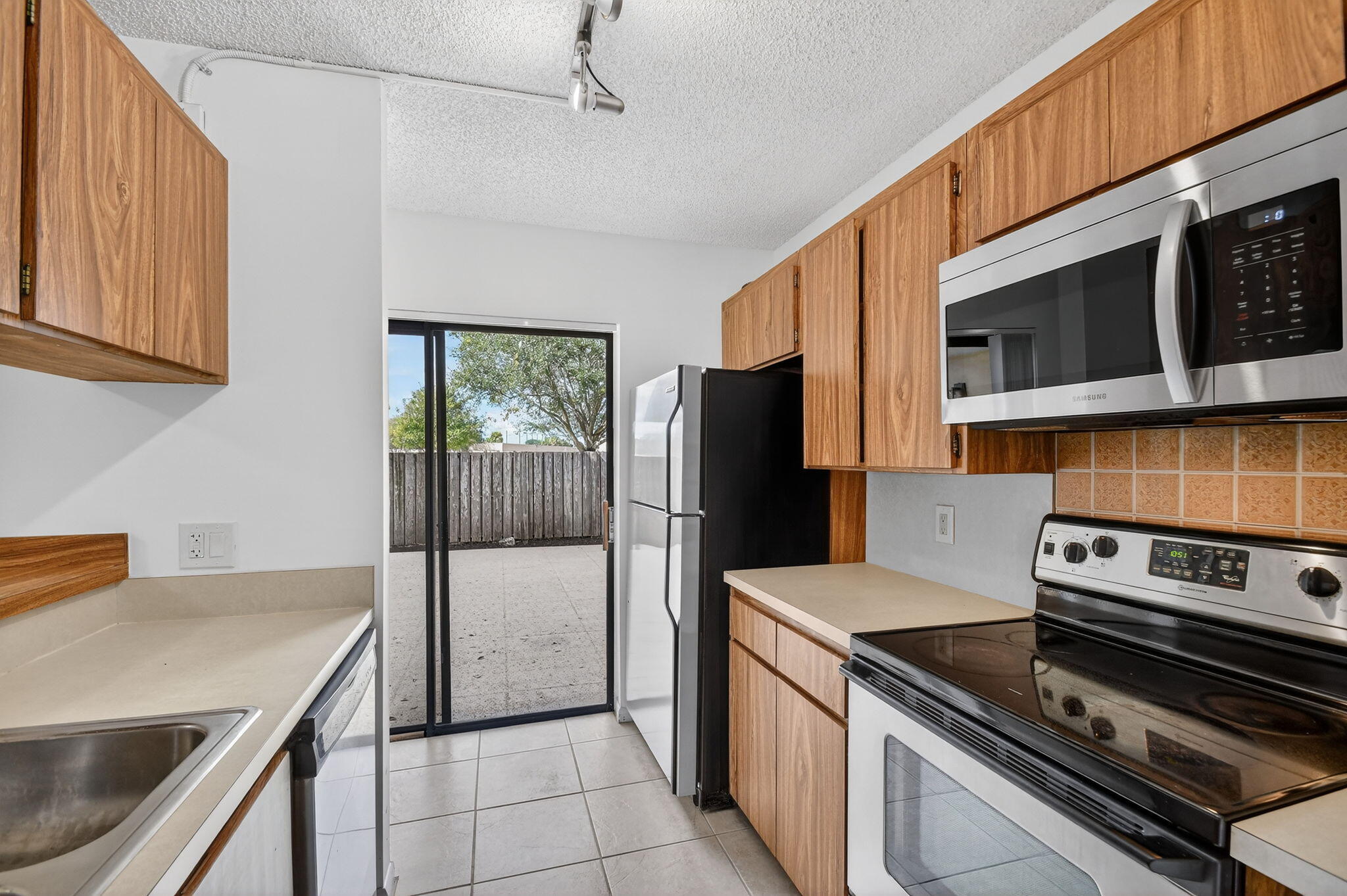 4210 42nd Way Property Photo 17
