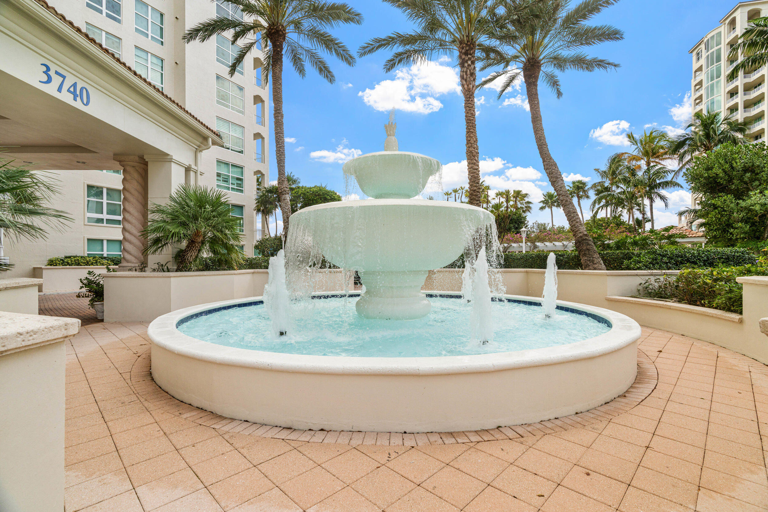 3740 S Ocean Boulevard Apt 709 Property Photo 4