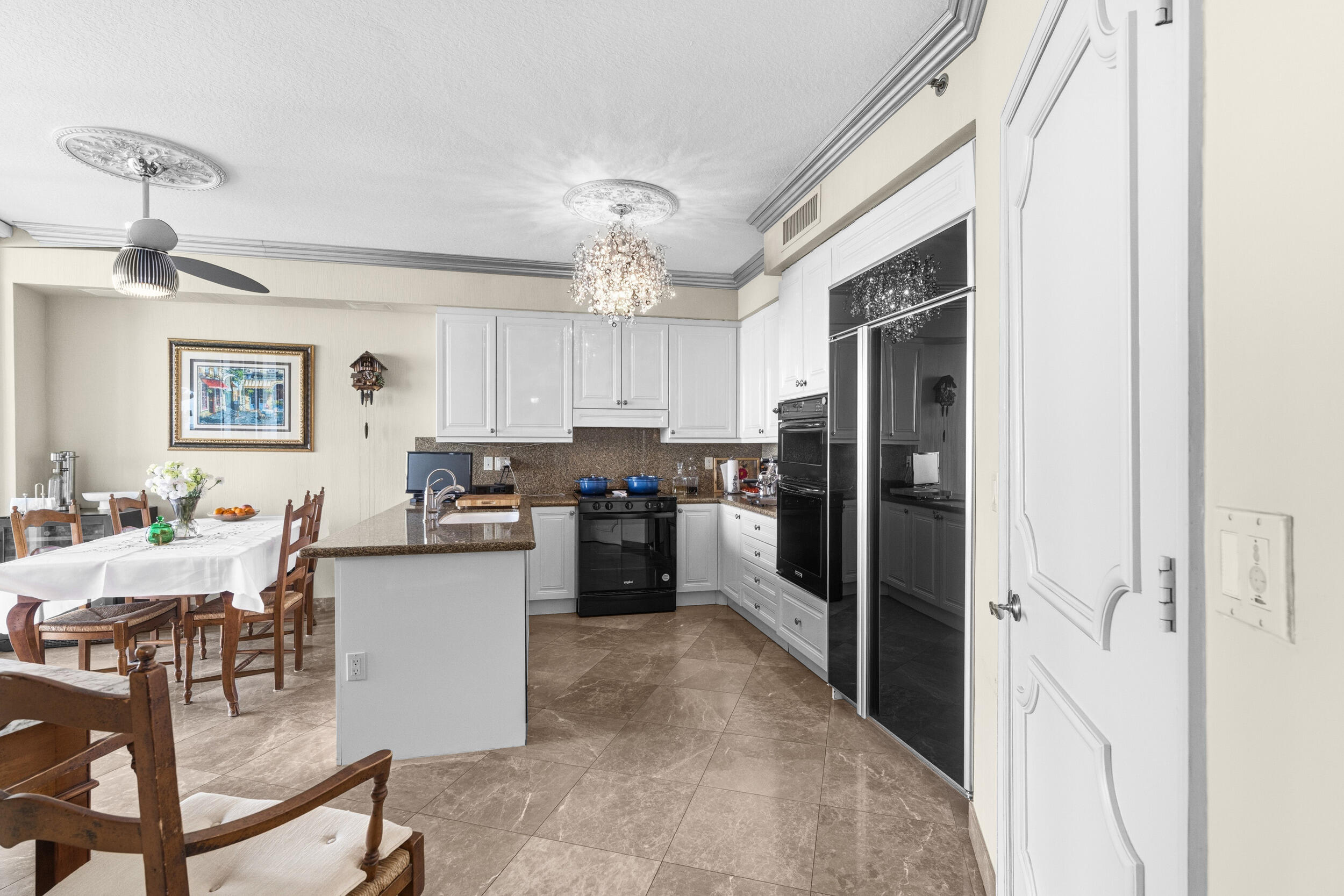 3740 S Ocean Boulevard Apt 709 Property Photo 17