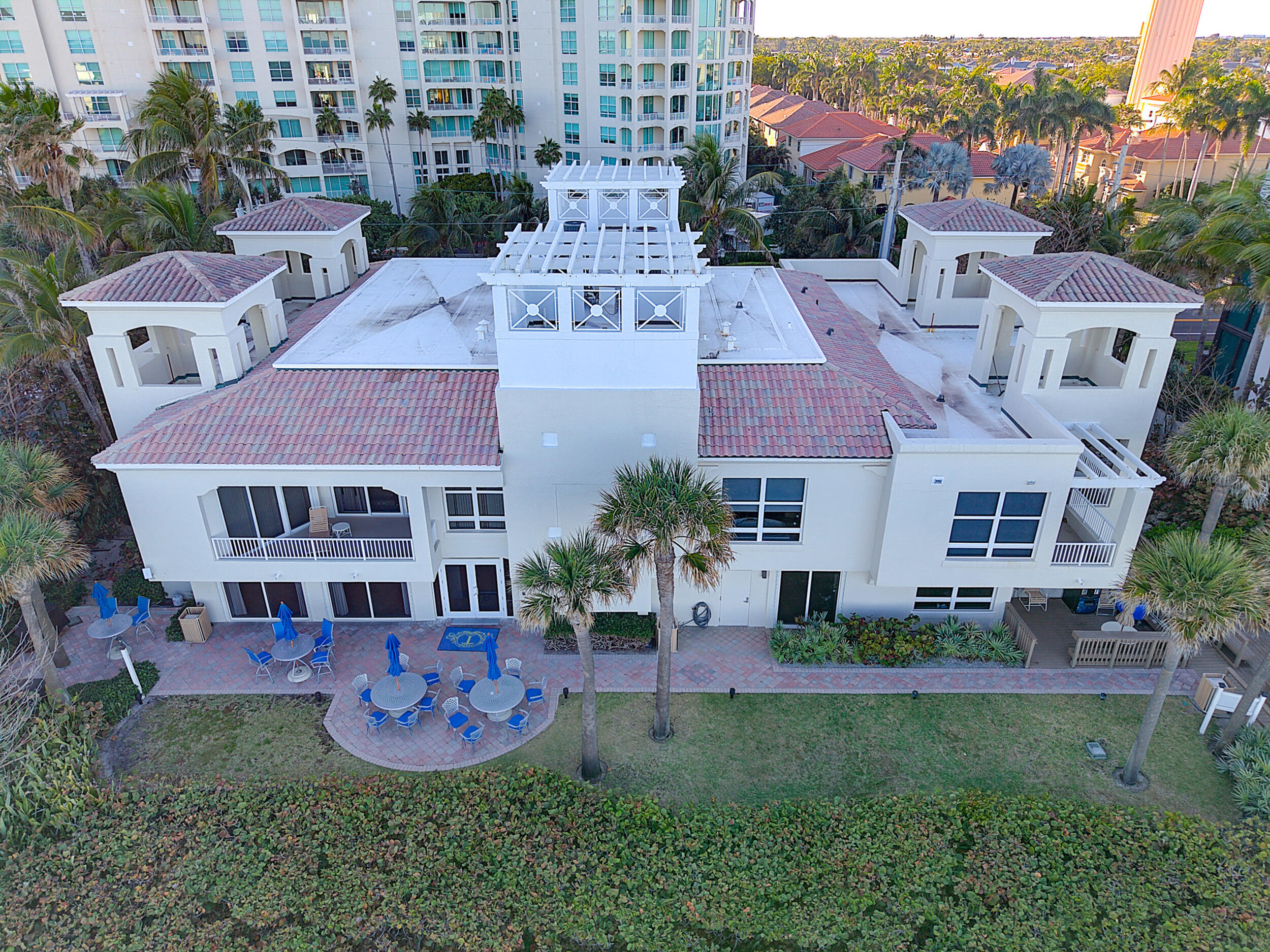 3740 S Ocean Boulevard Apt 709 Property Photo 33