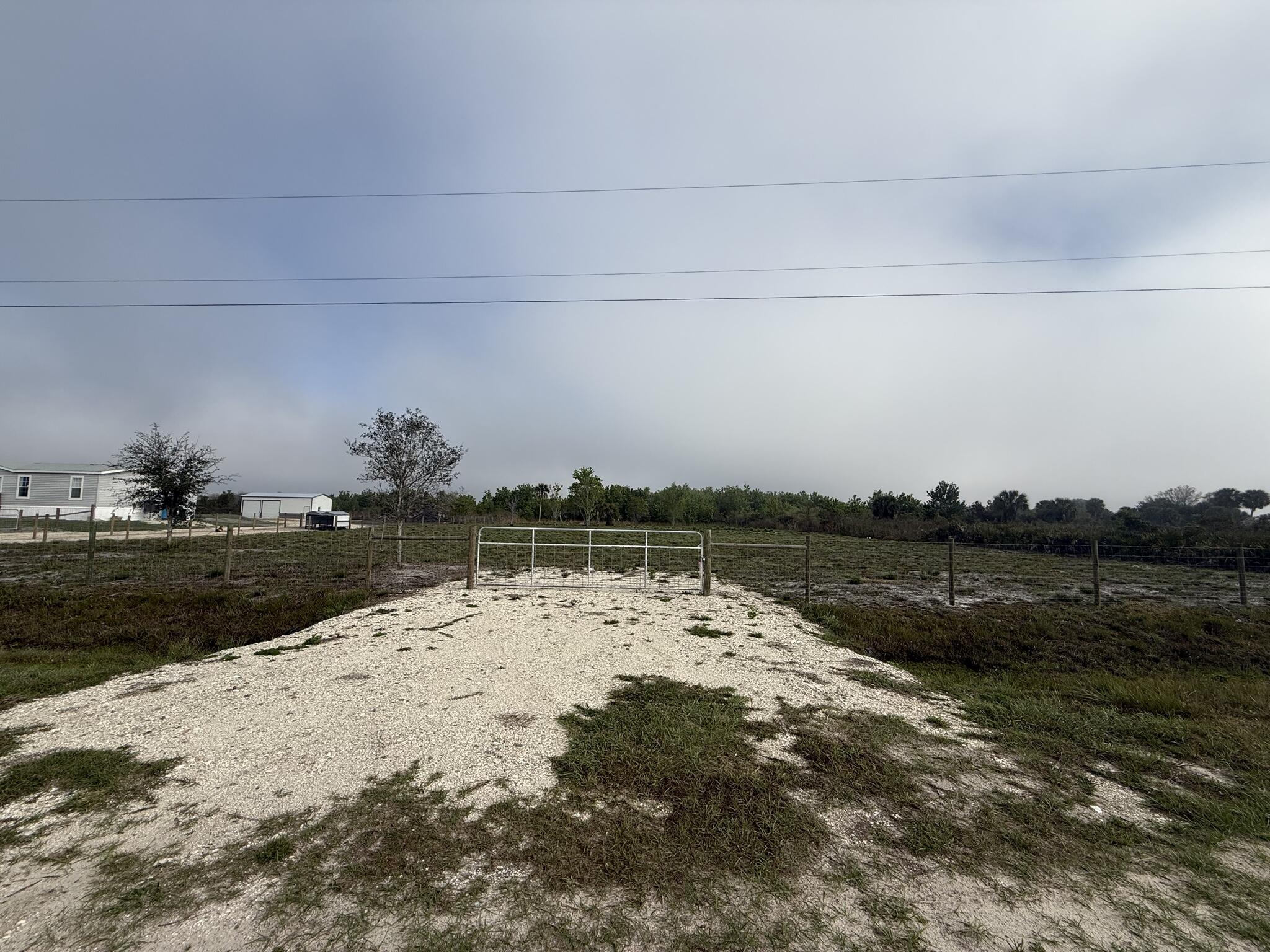 18935 Nw 268th Street Property Photo 5