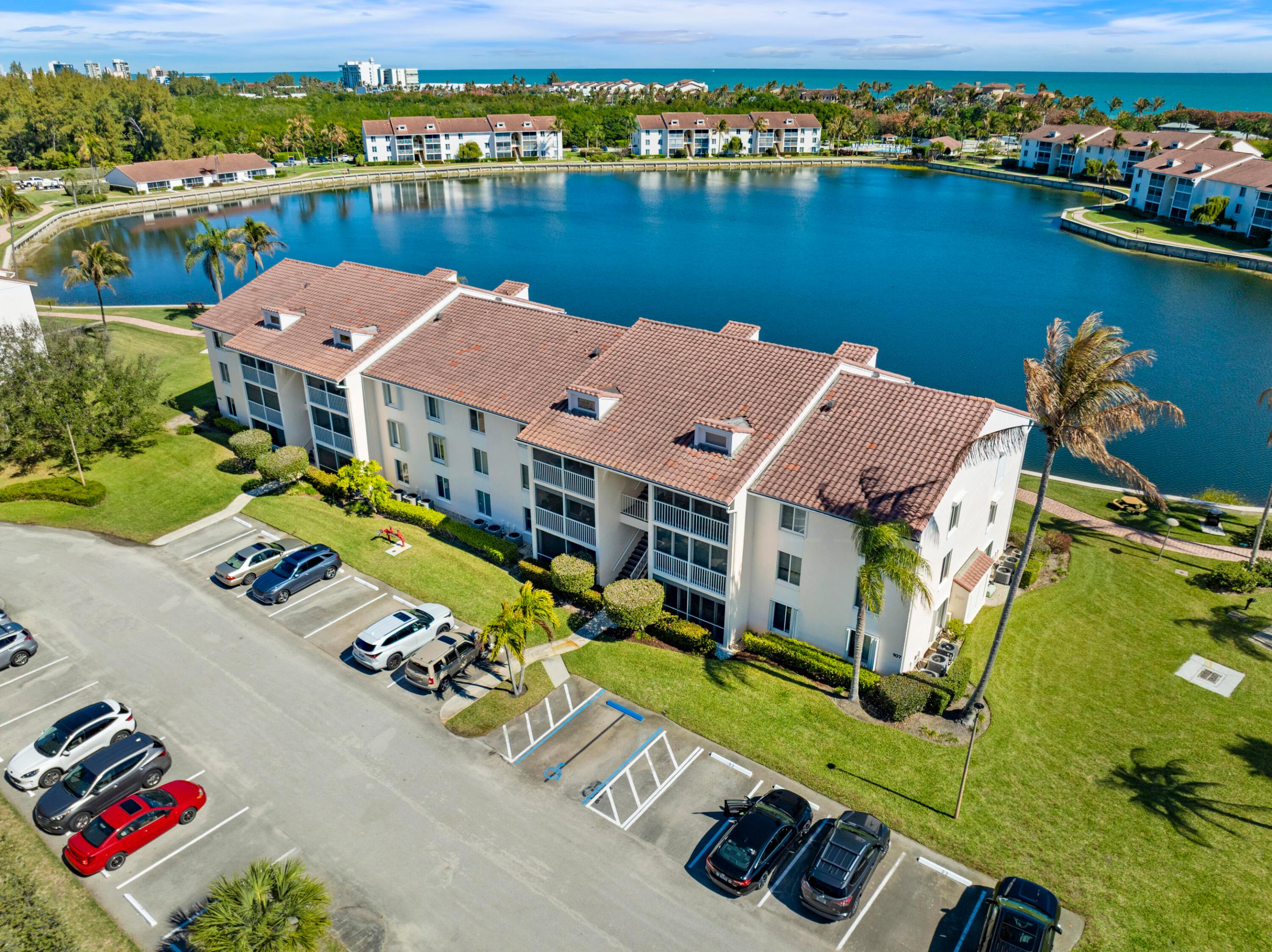4452 Ne Ocean Blvd C3 Property Photo 1