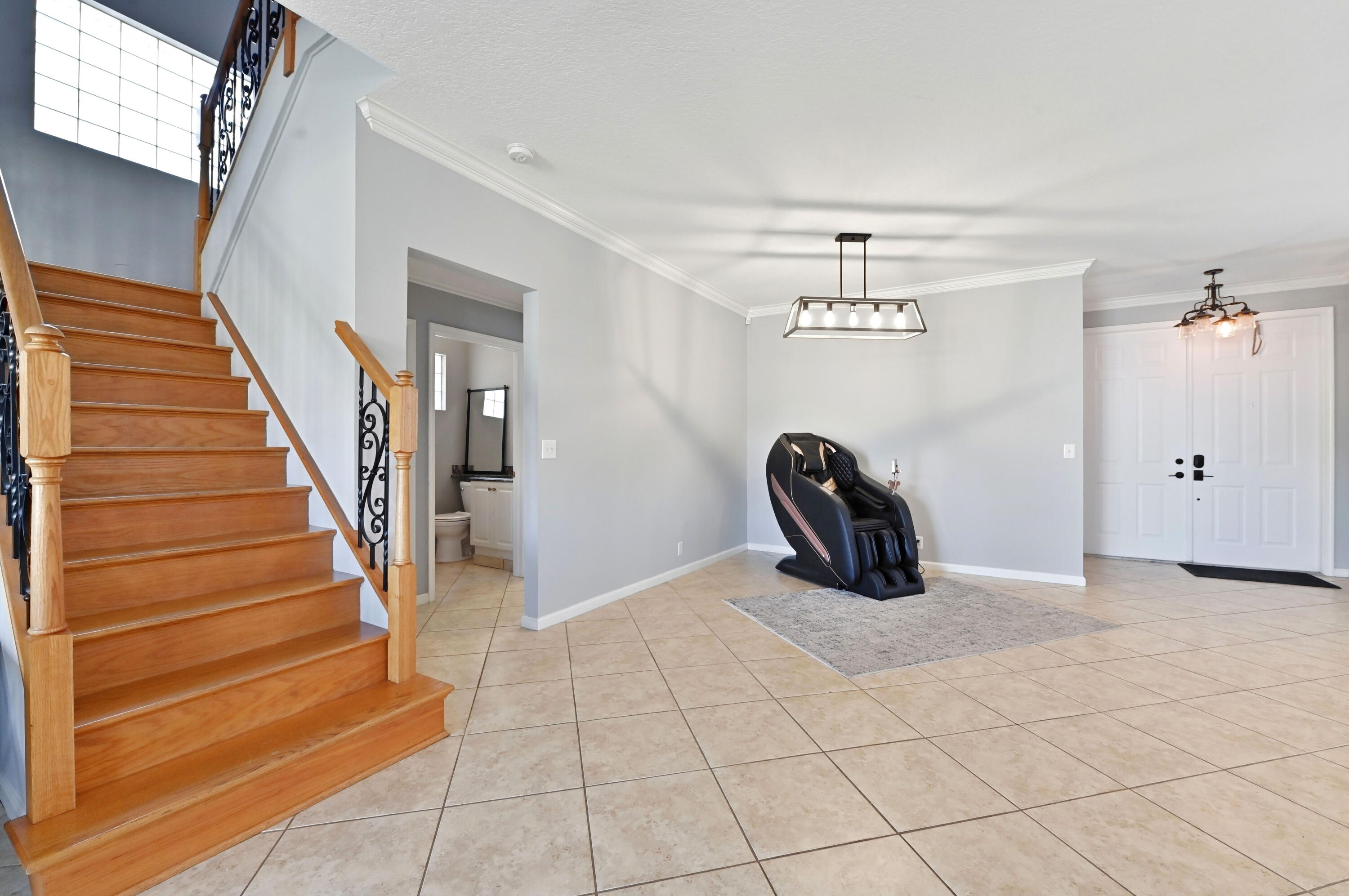 9709 Wyeth Court Property Photo 3