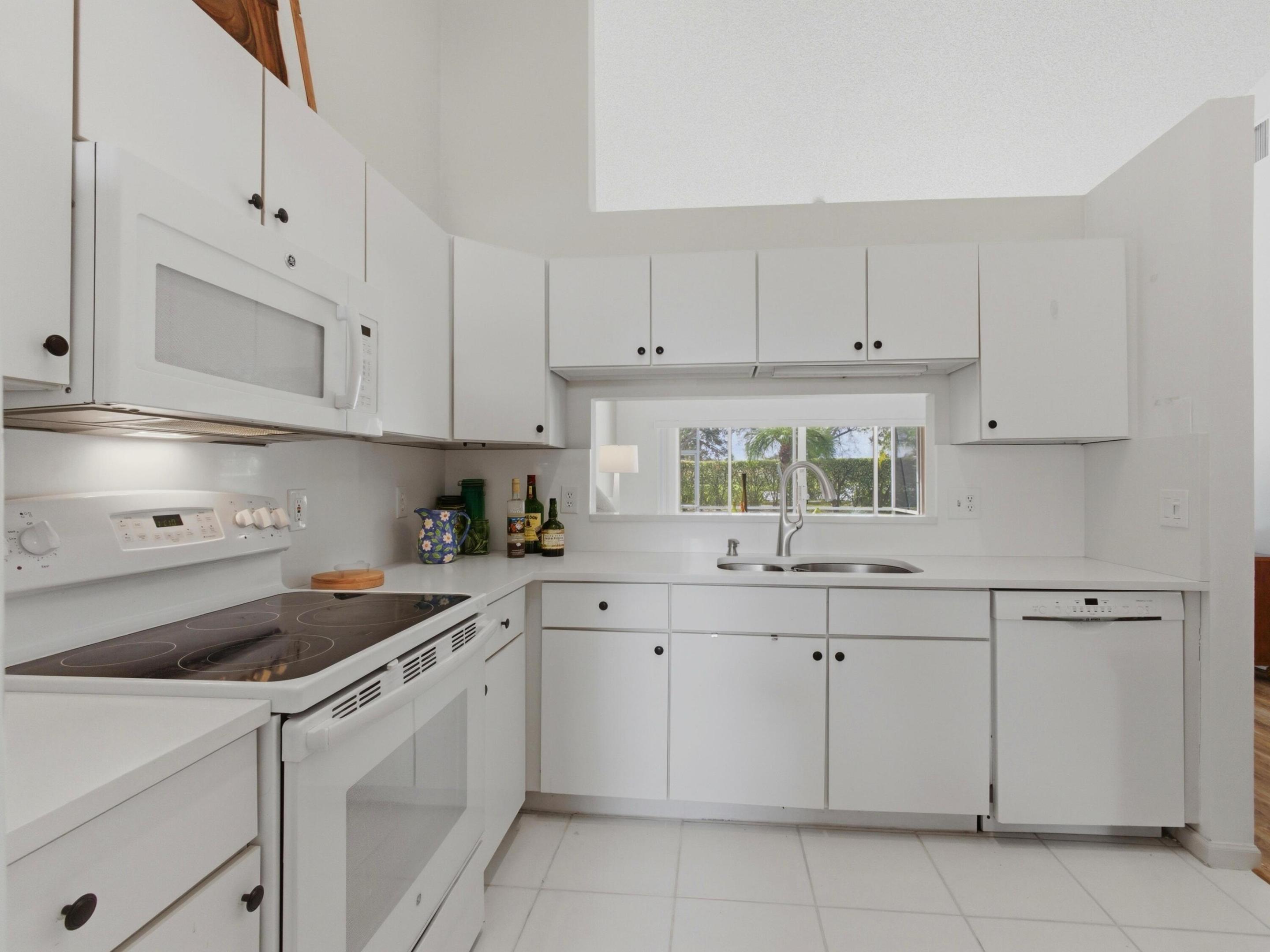 6367 Long Key Lane Property Photo 13