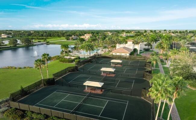 140 Se Bella Strano Property Photo 25