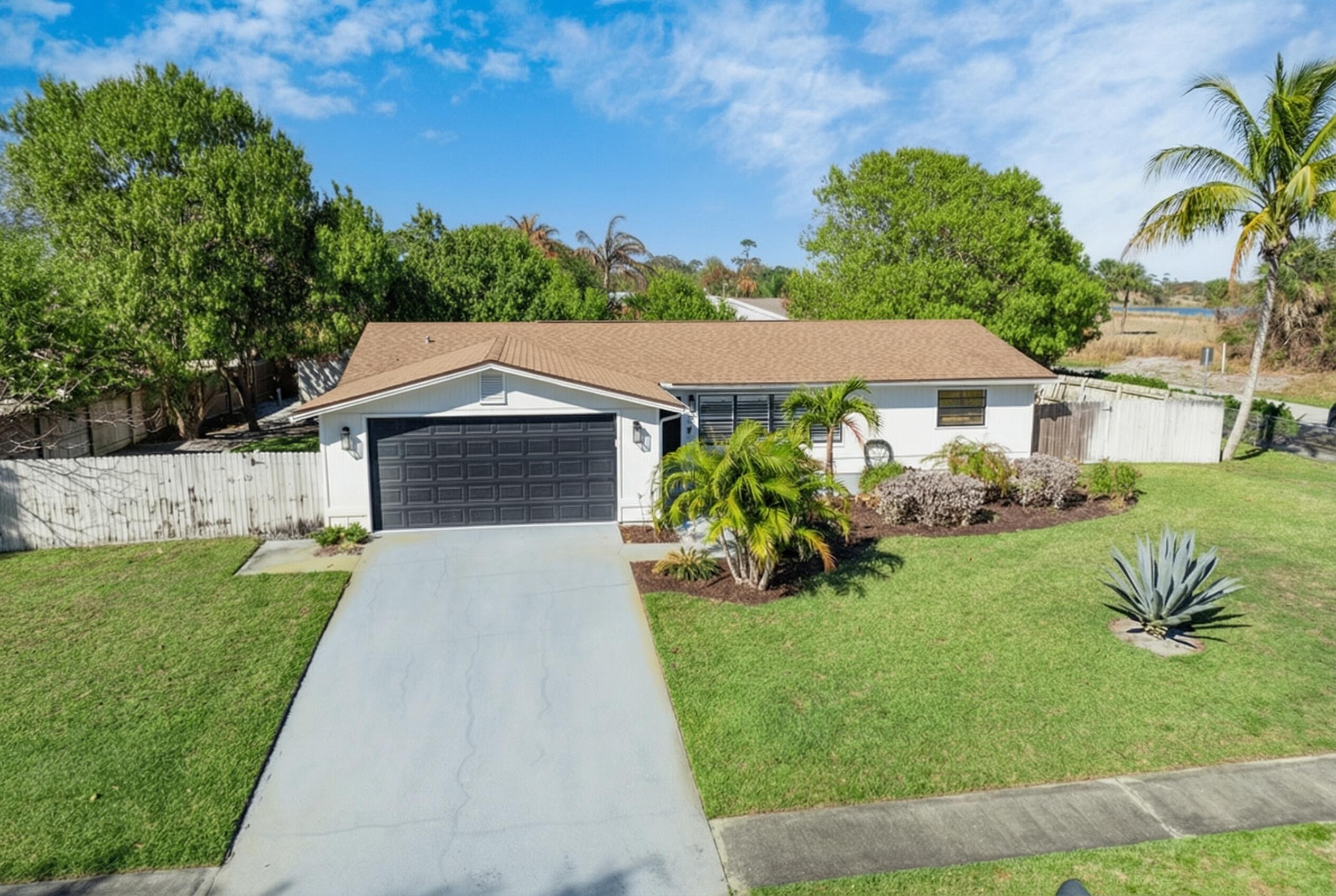 221 Caprol Lane Property Photo 2
