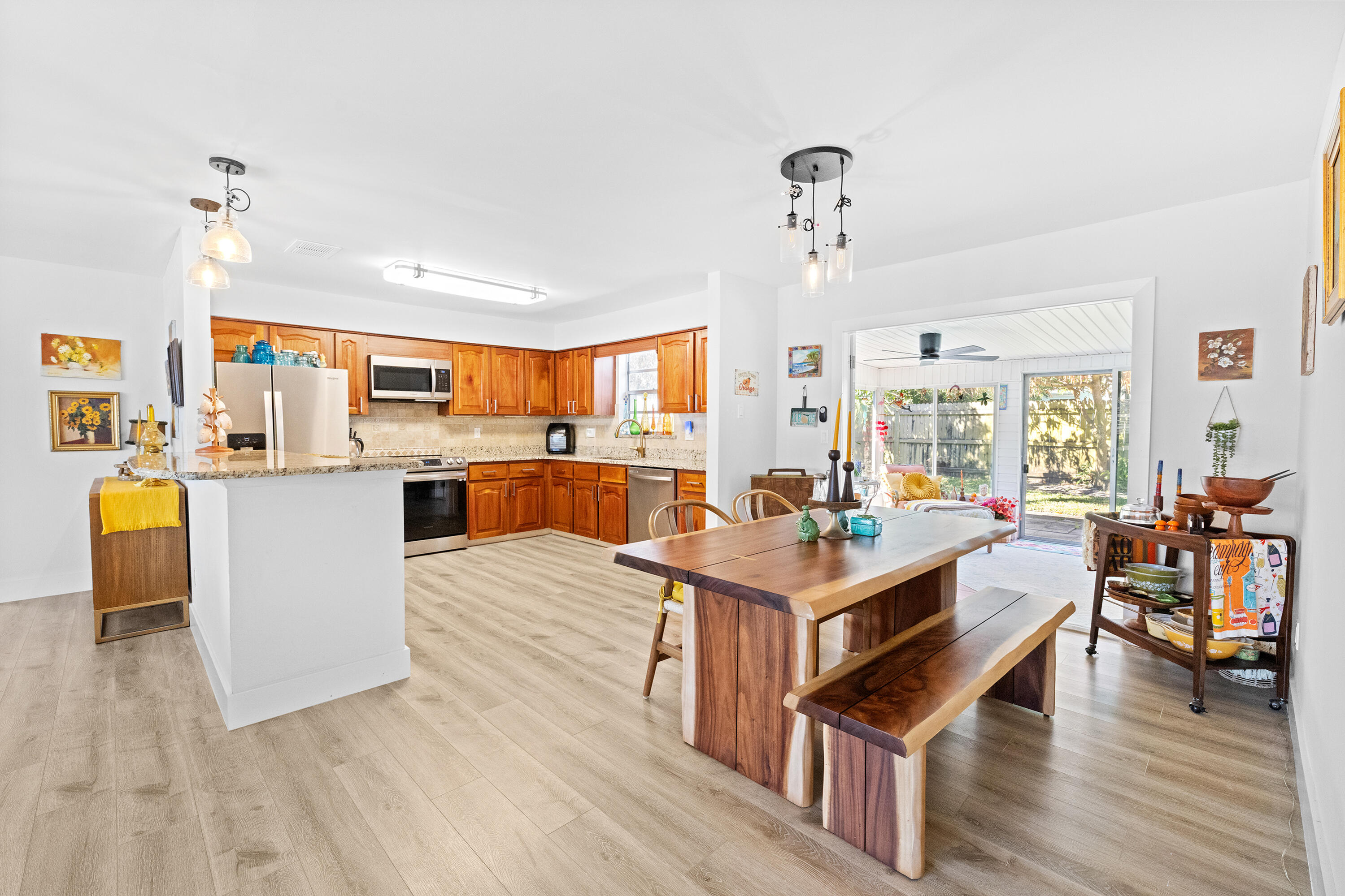 221 Caprol Lane Property Photo 8