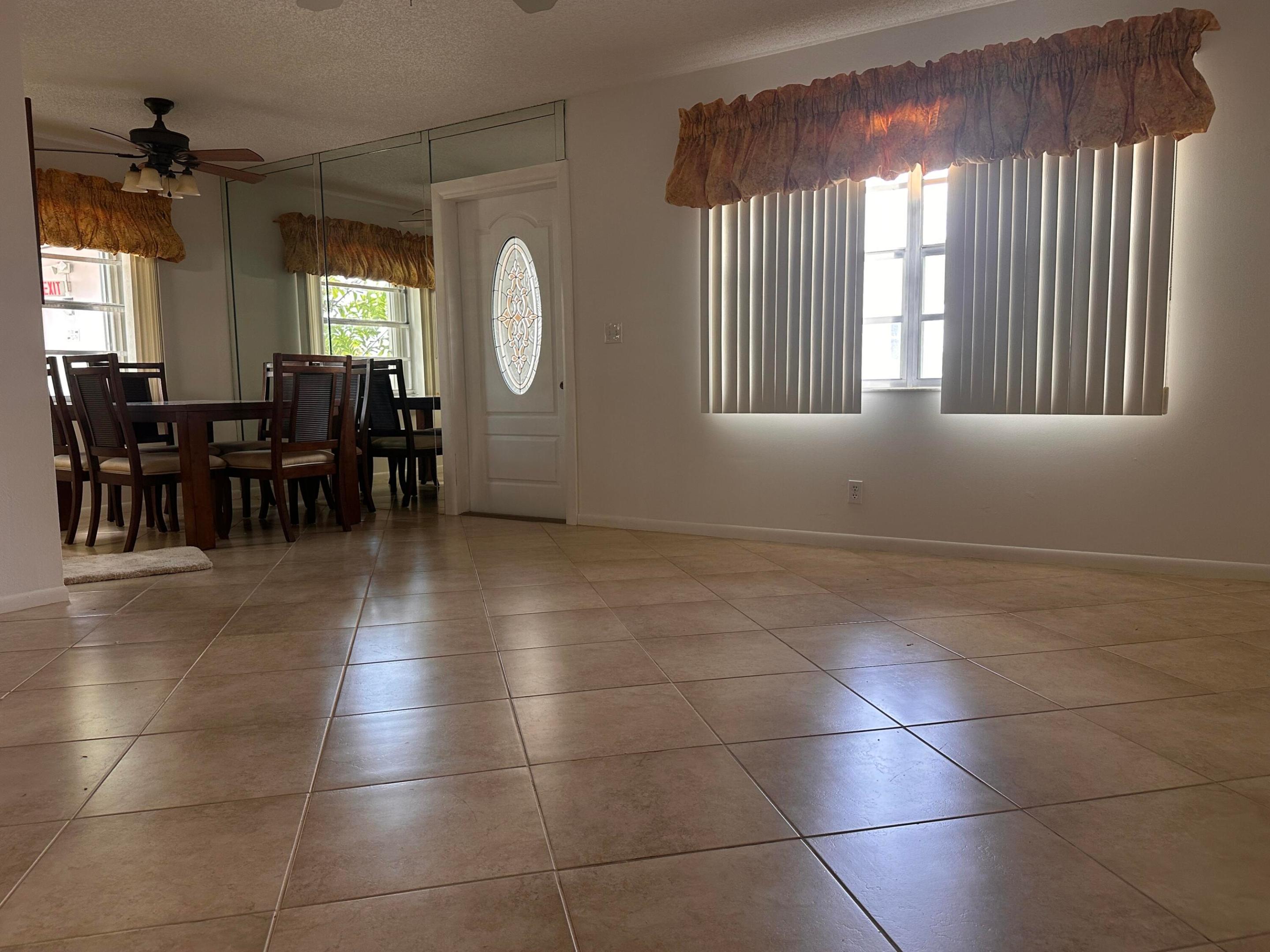 750 Burgundy P Property Photo 7